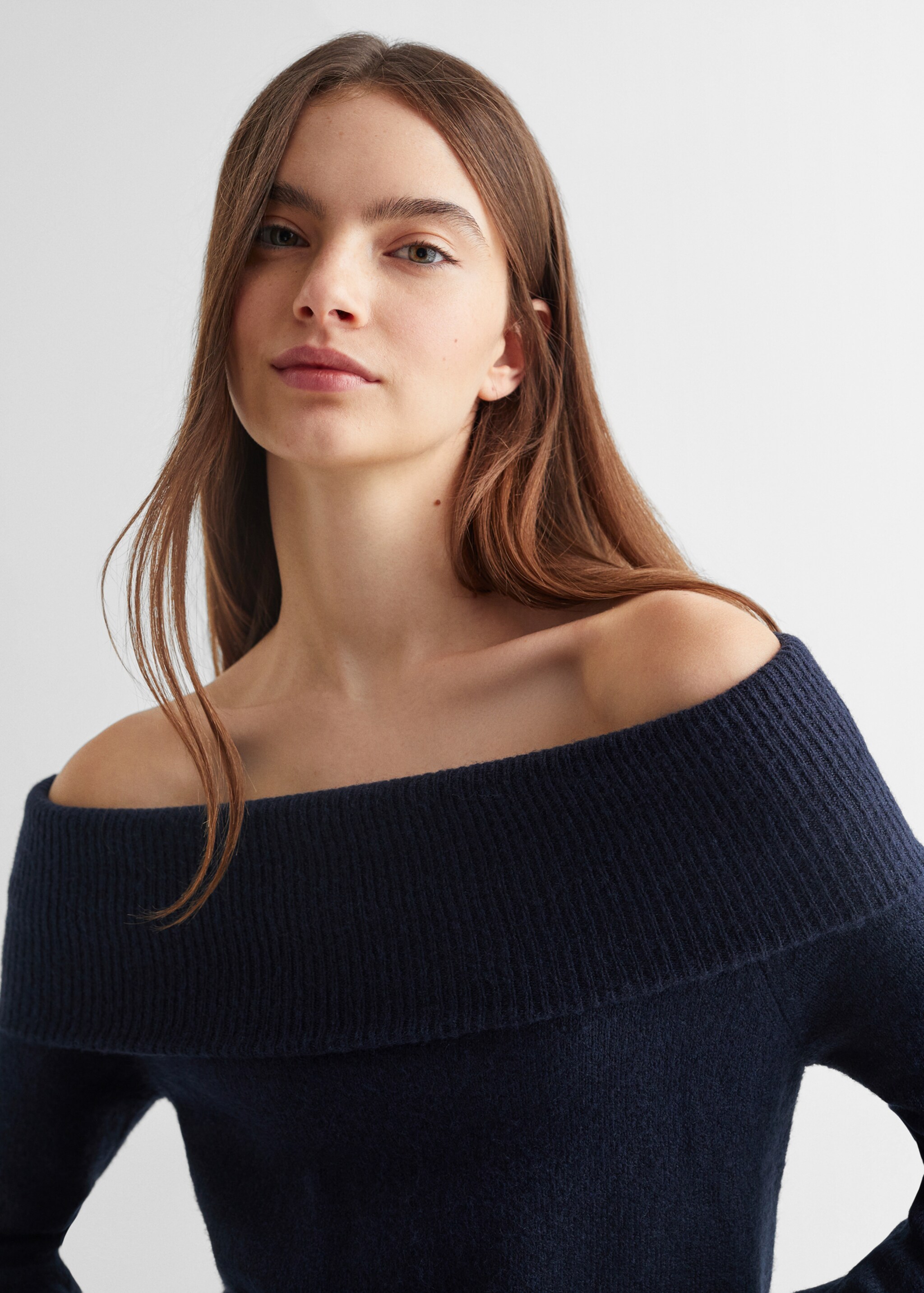 Vestido hombros descubiertos - Detalle del artículo 1, Azul marino oscuro. Ref: 67040286-00.