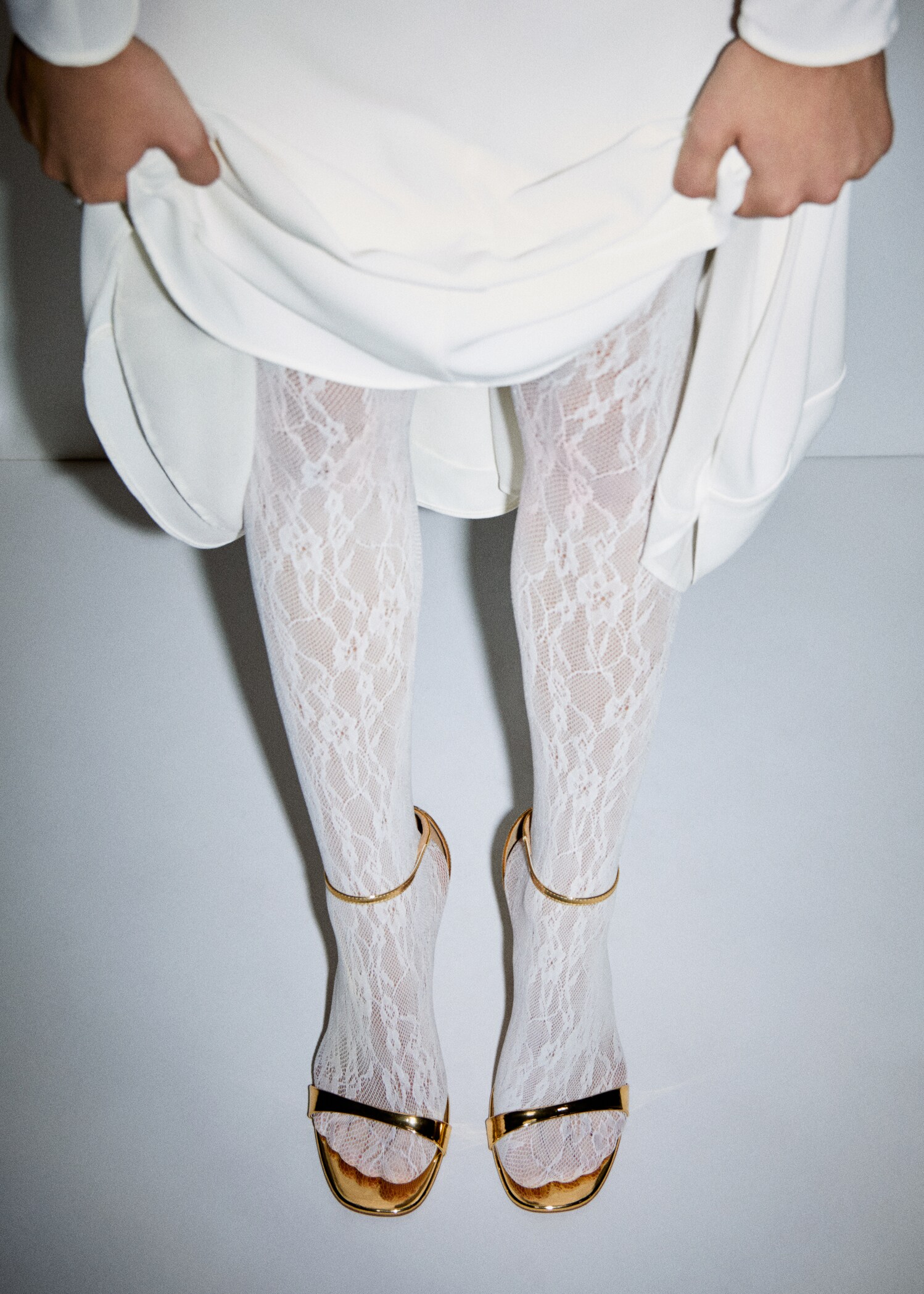Metallic heel sandals - Details of the article 9