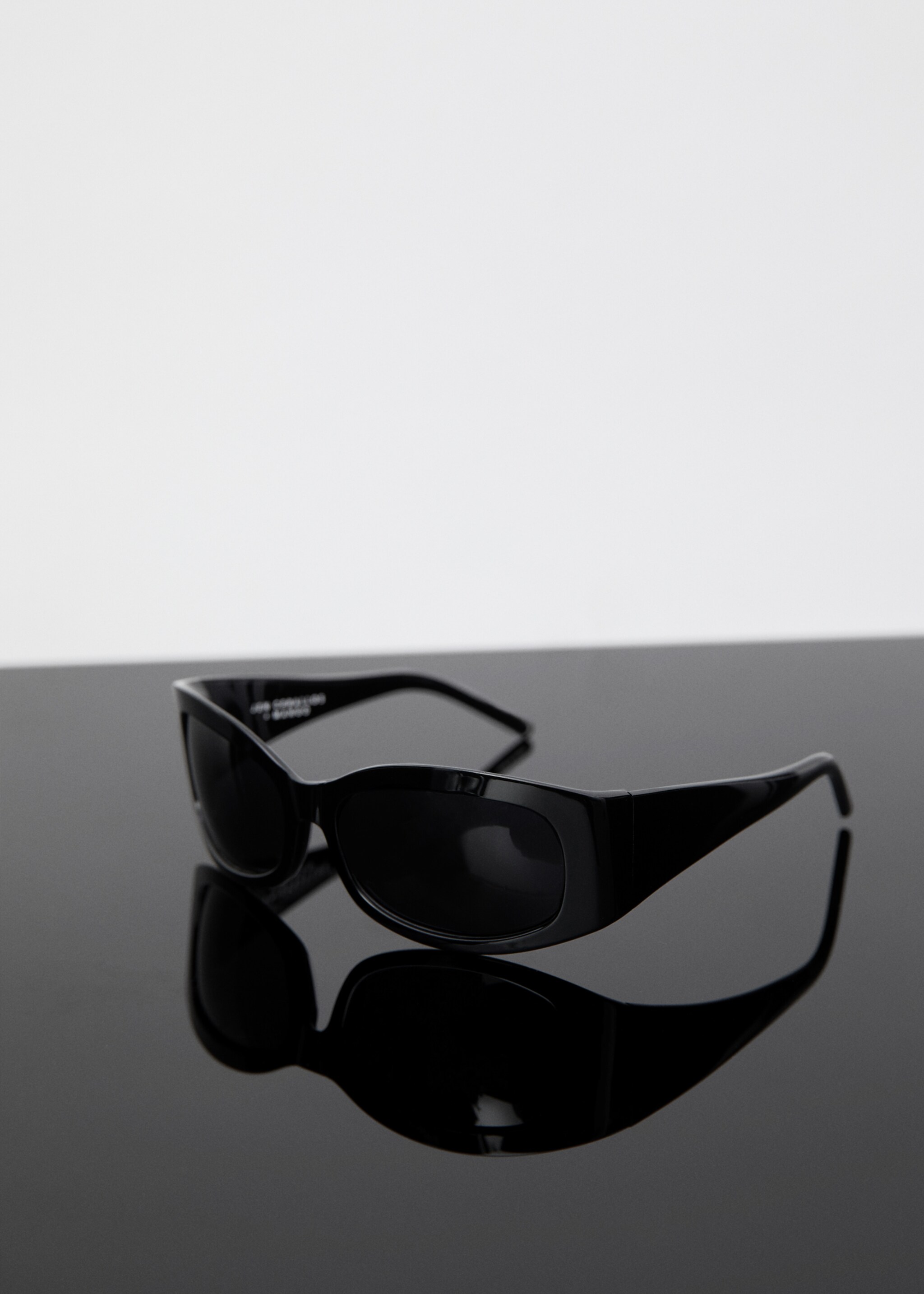 Oval-frame sunglasses - Medium plane