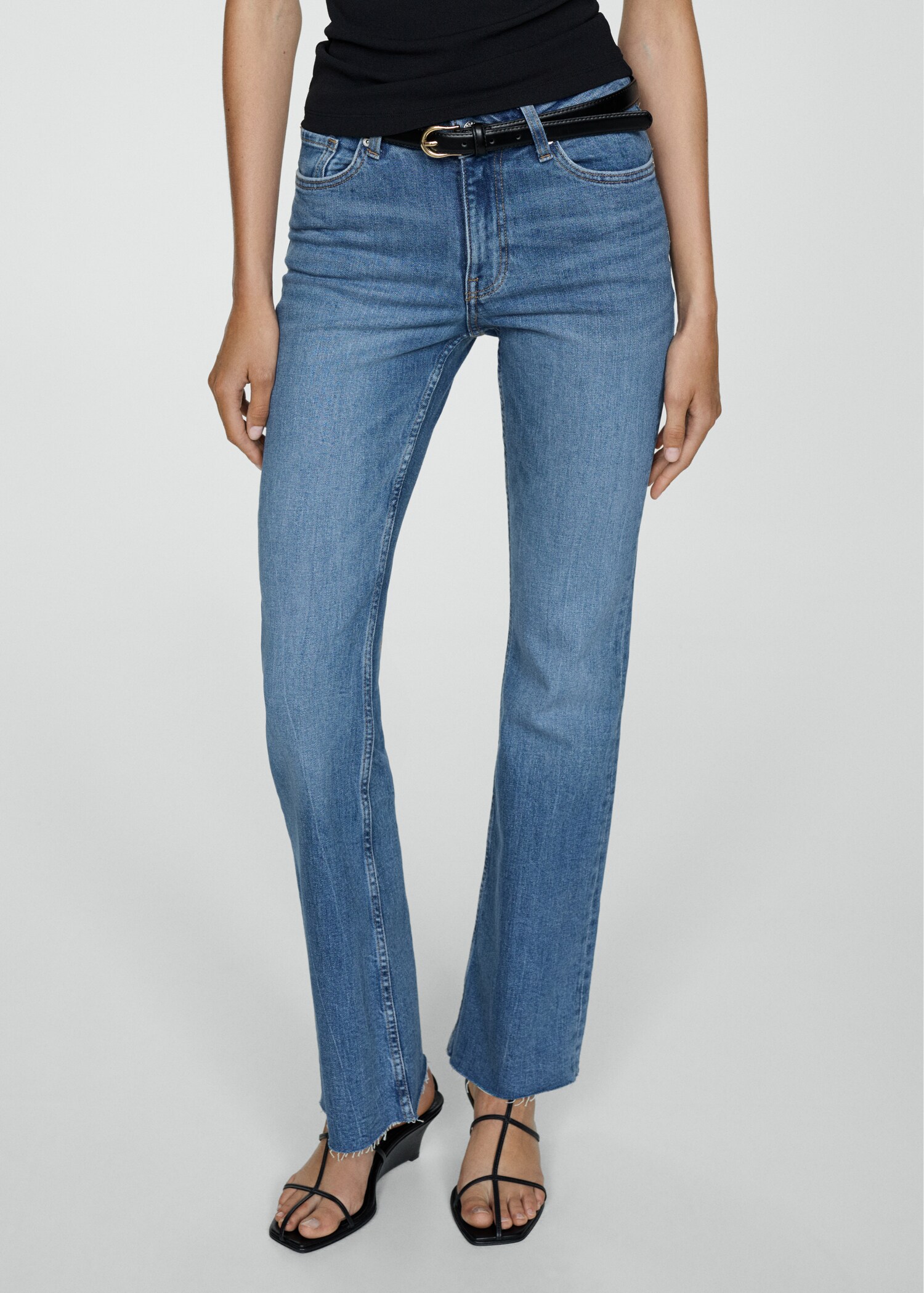 Medium-rise flared jeans - Medium plane