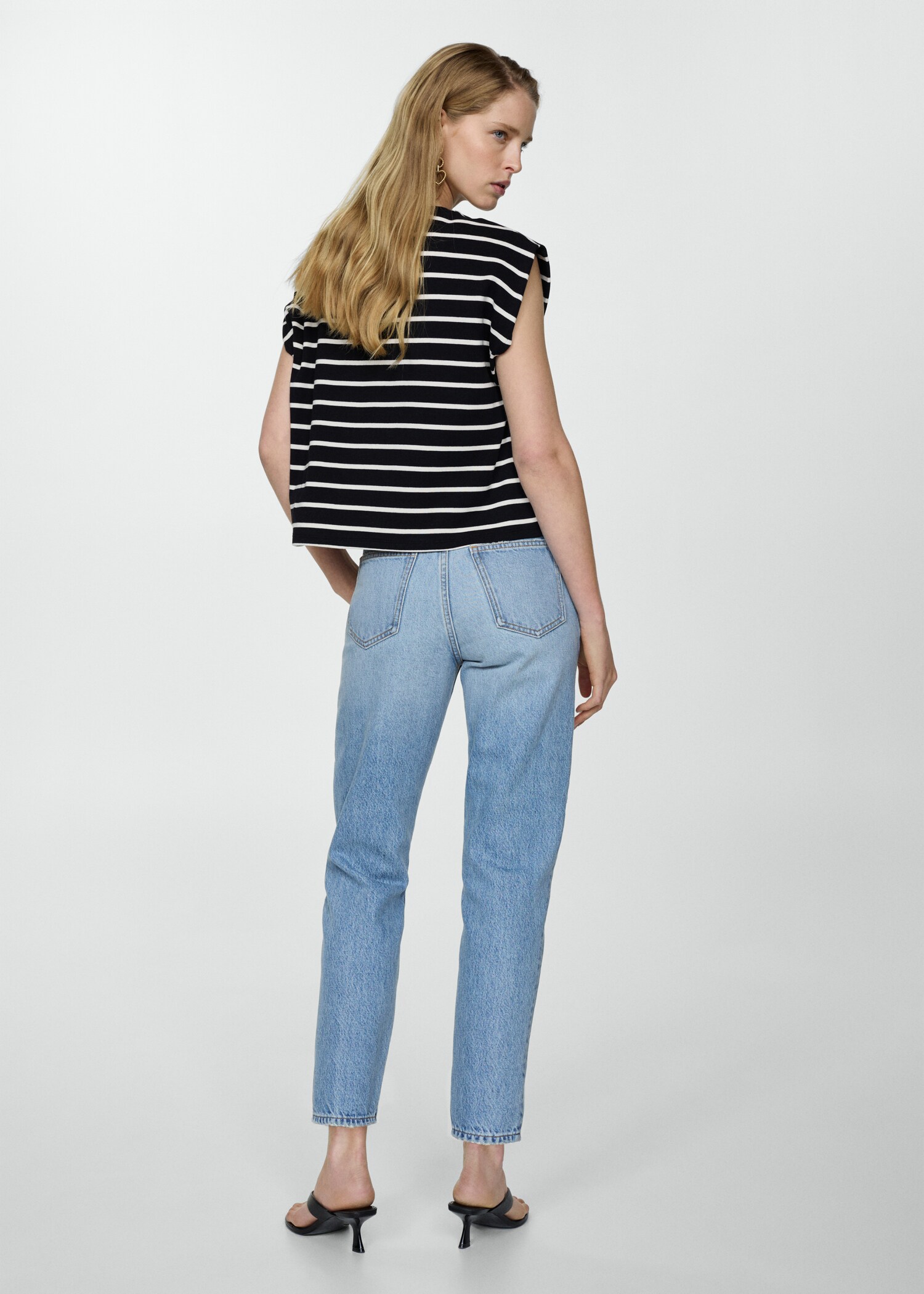 Mom2000 high-rise jeans - Reverse of the article