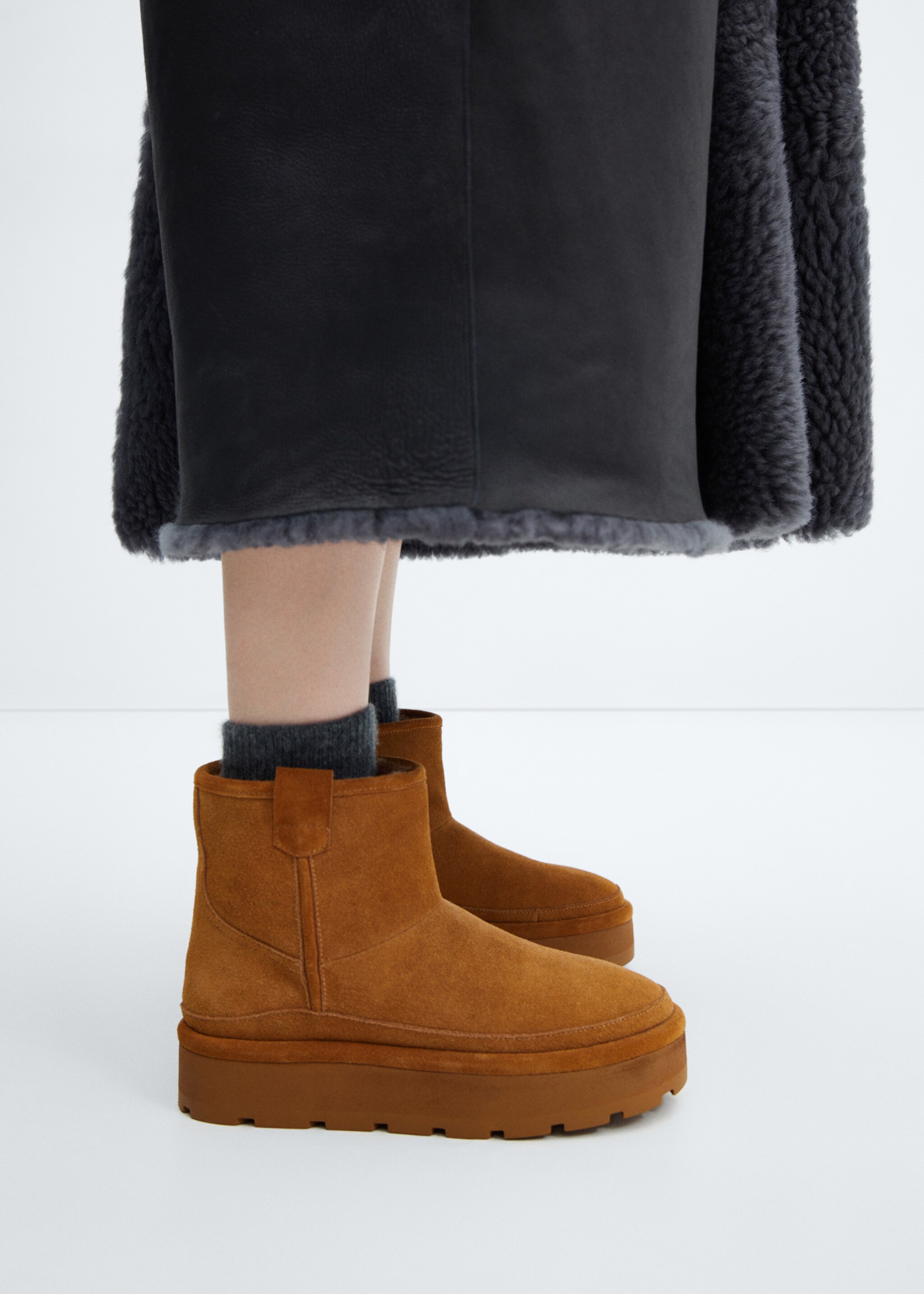 Lederstiefelette mit Plüschinnenseite - Detail des Artikels 9