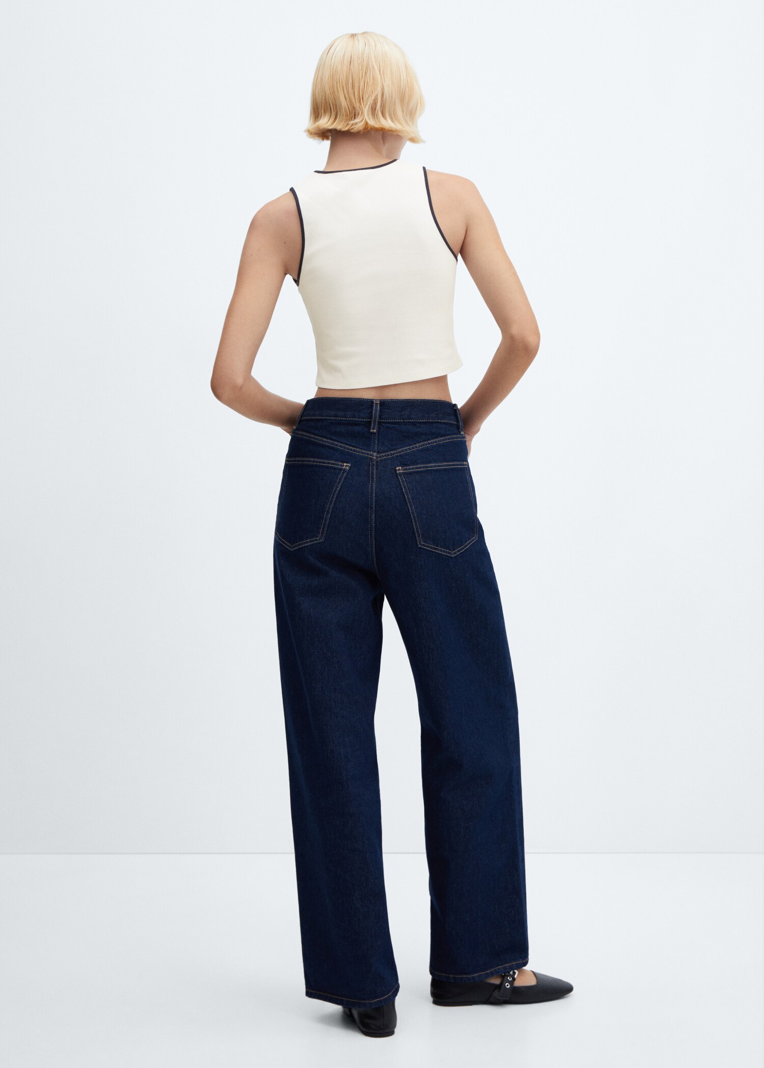 Contrast trim top - Reverse of the article