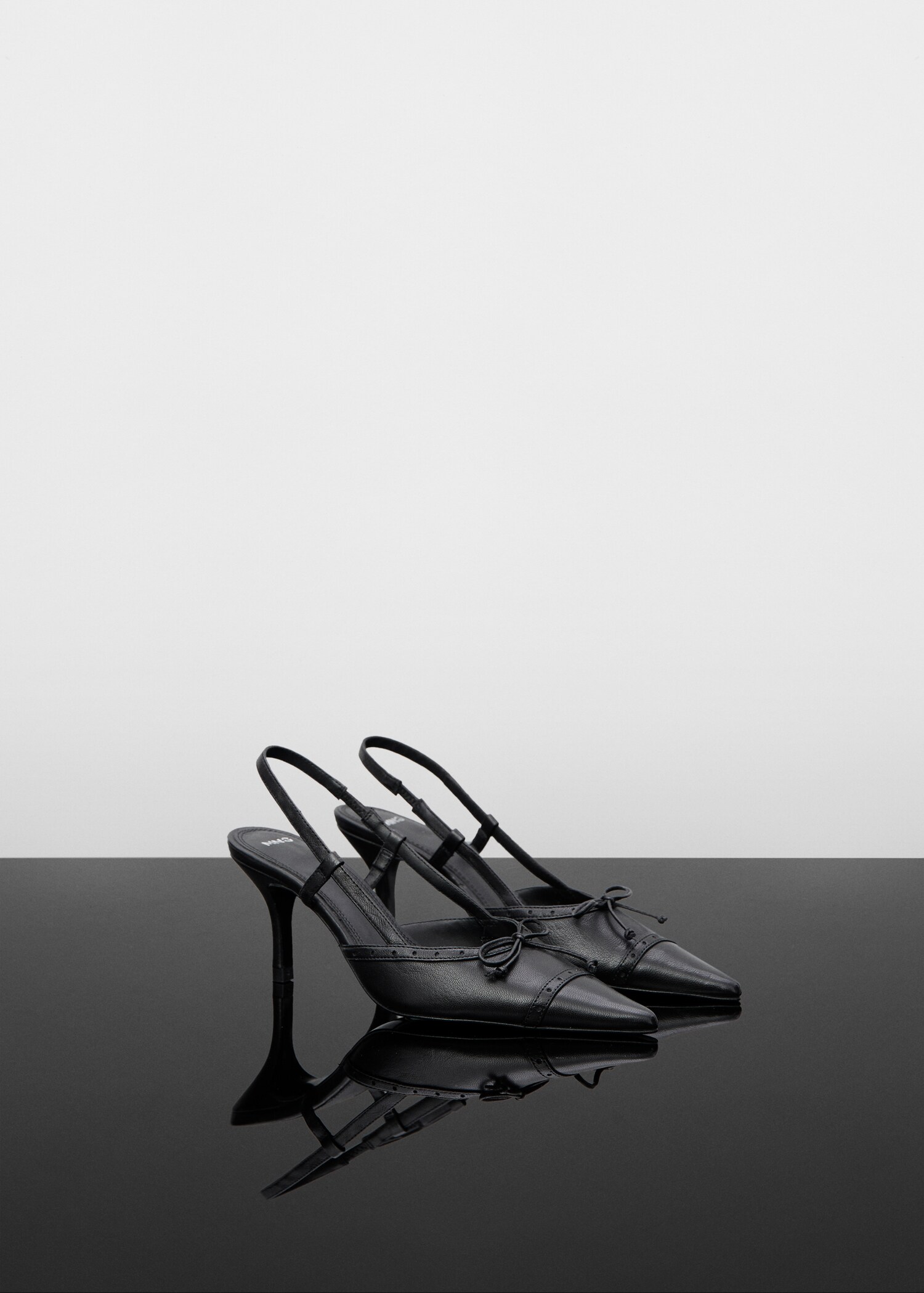 Scarpe pelle punta - Piano medio
