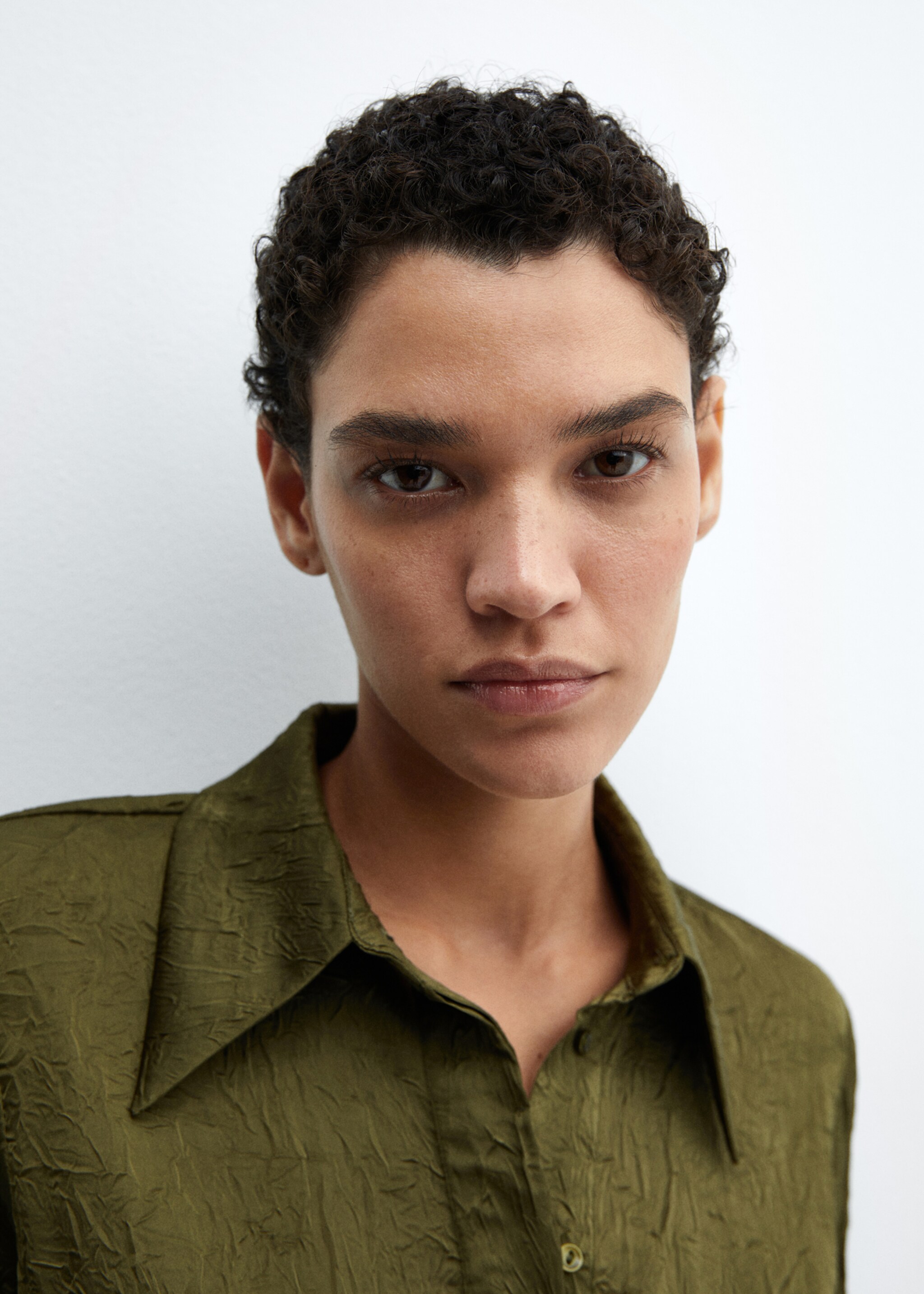Satin textured shirt - Details of the article 1