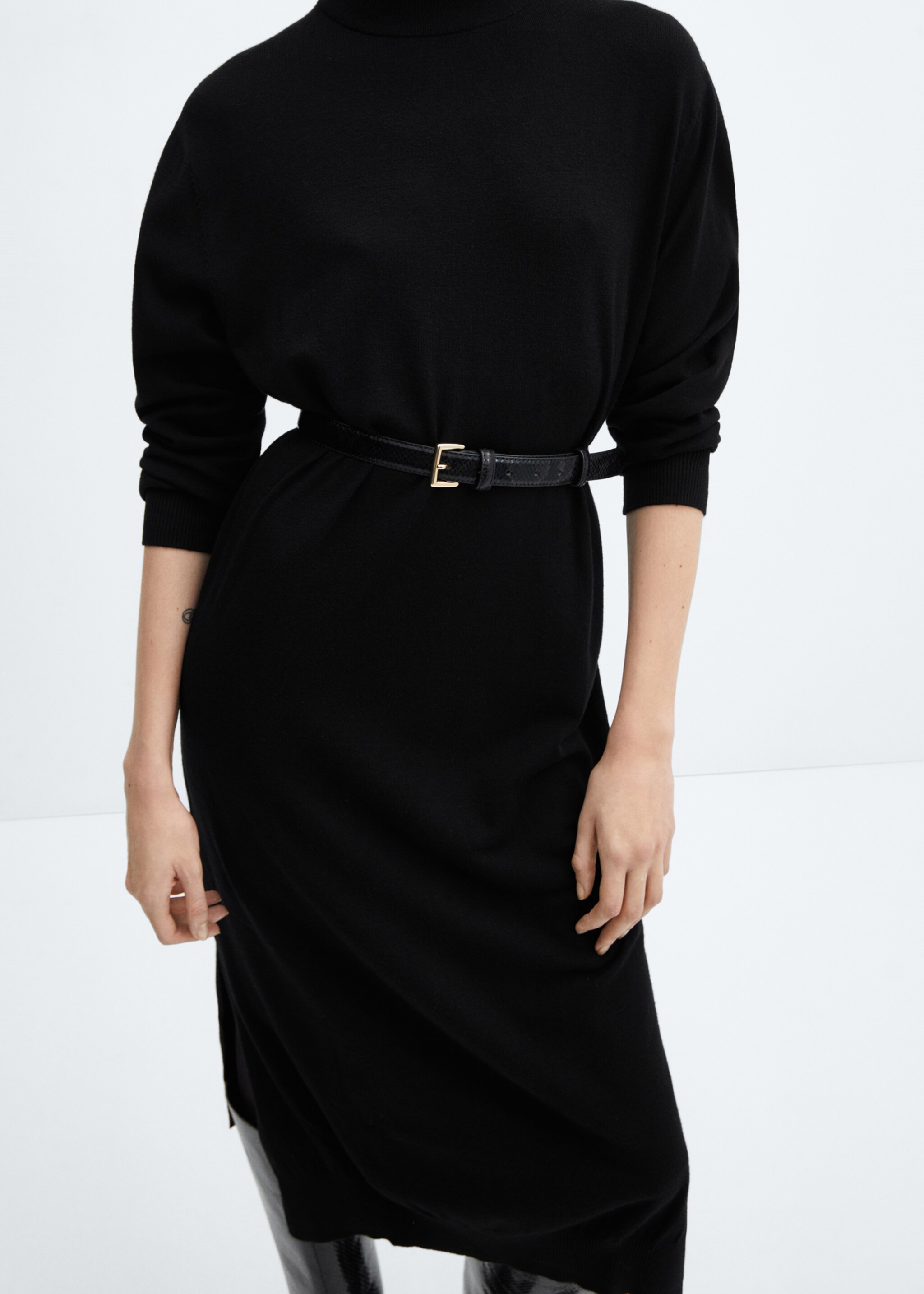 Round-neck knitted dress - Details of the article 6, Black. Ref: 67040474-00.