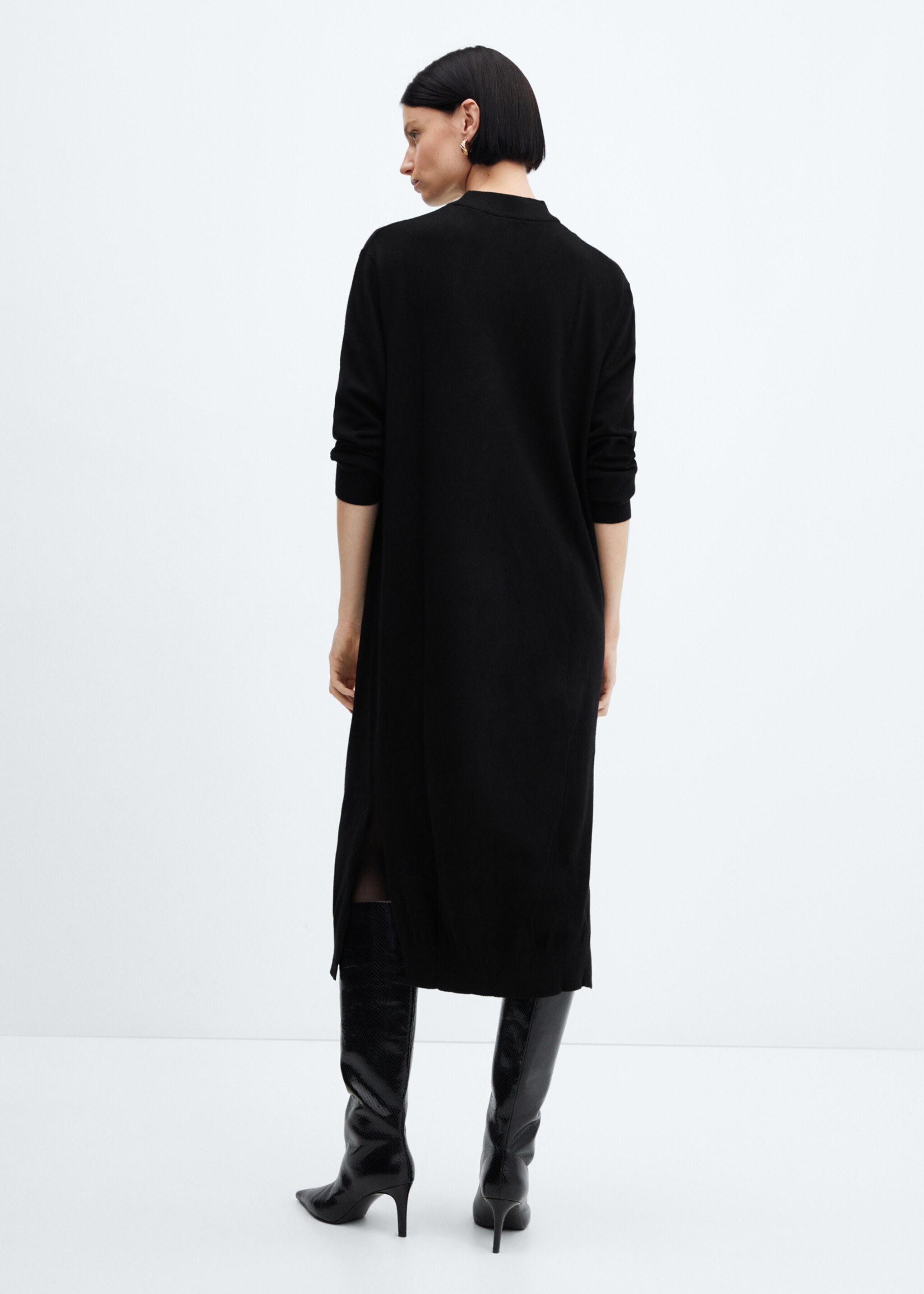 Round-neck knitted dress - Reverse of the article, Black. Ref: 67040474-00.
