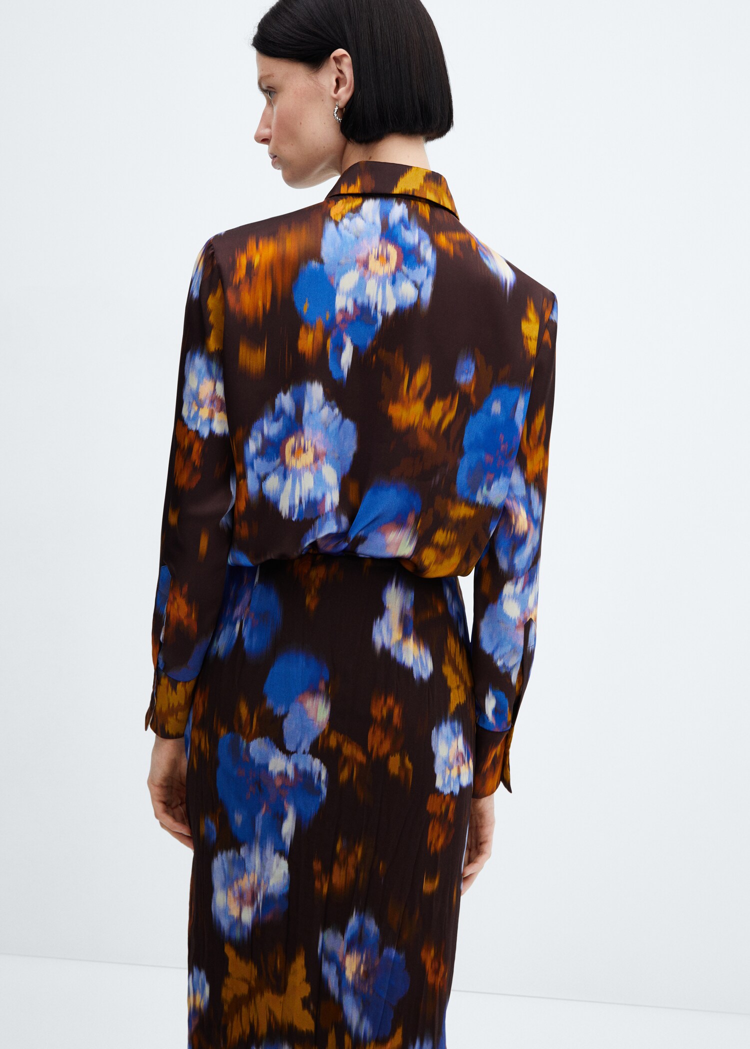 Satin print shirt - Reverse of the article