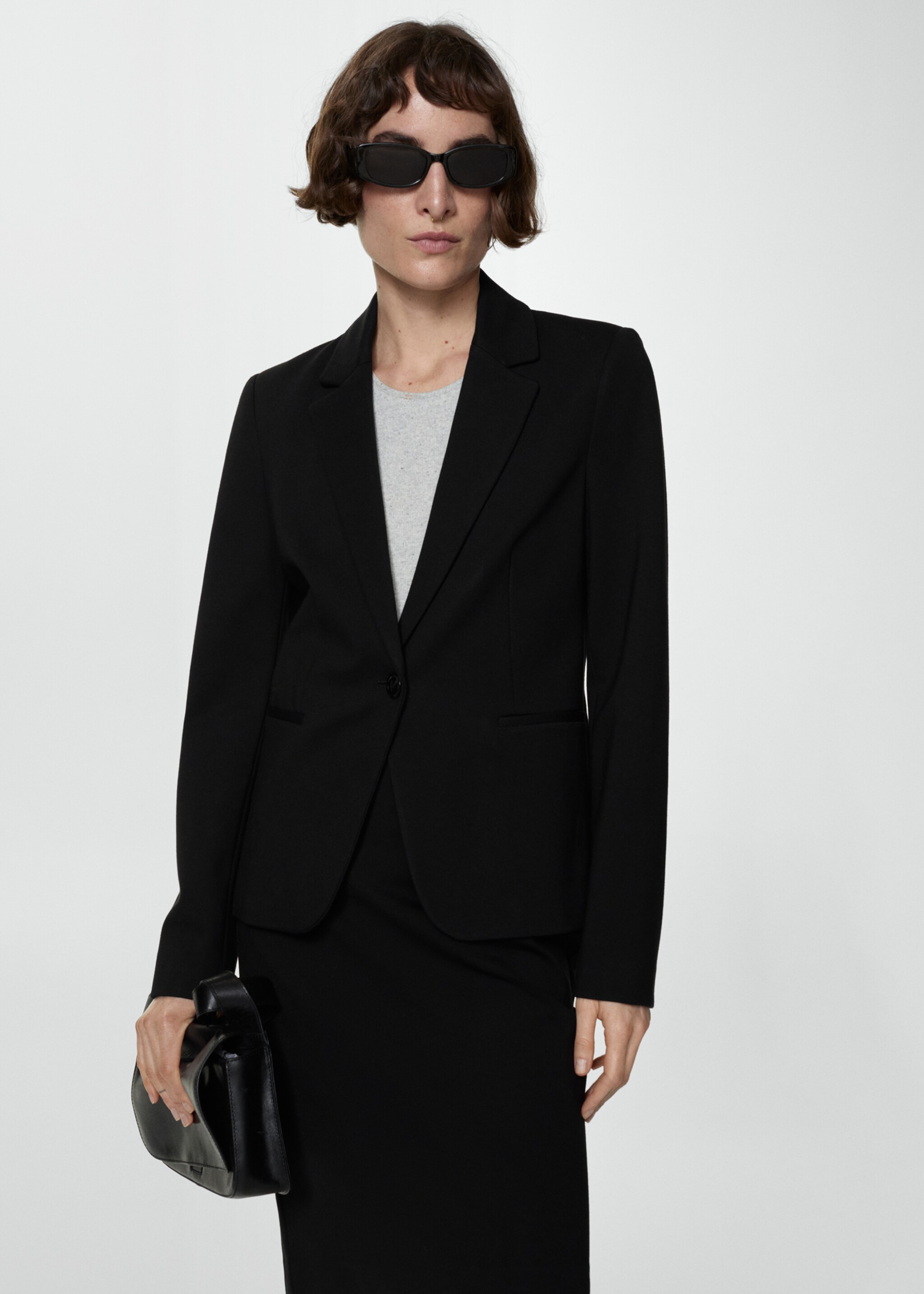 Fitted roma-knit jacket - Medium plane, Black. Ref: 67040485-00.