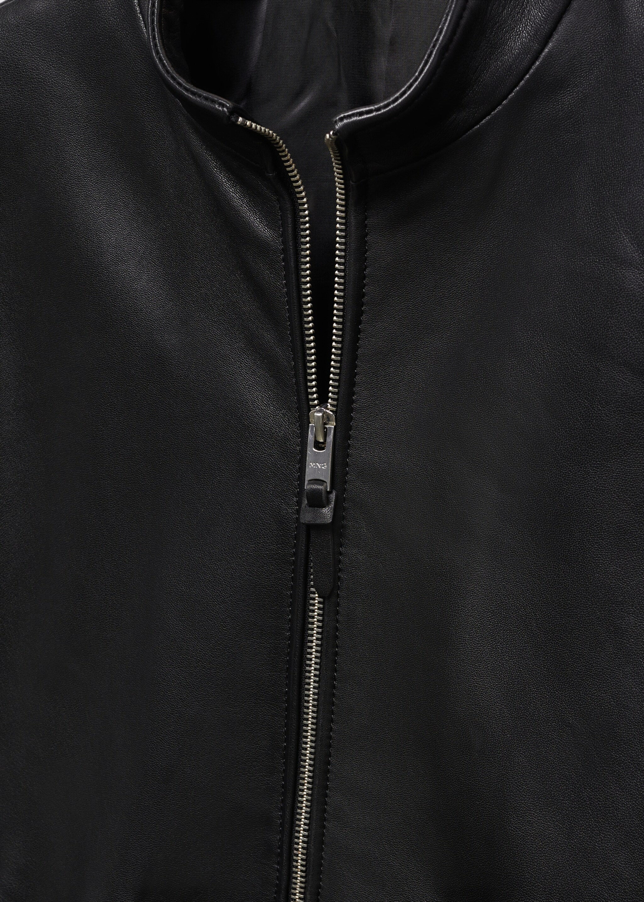 Blouson biker en cuir zippé - Détail de l'article 8, Noir. Ref: 67040619-00.