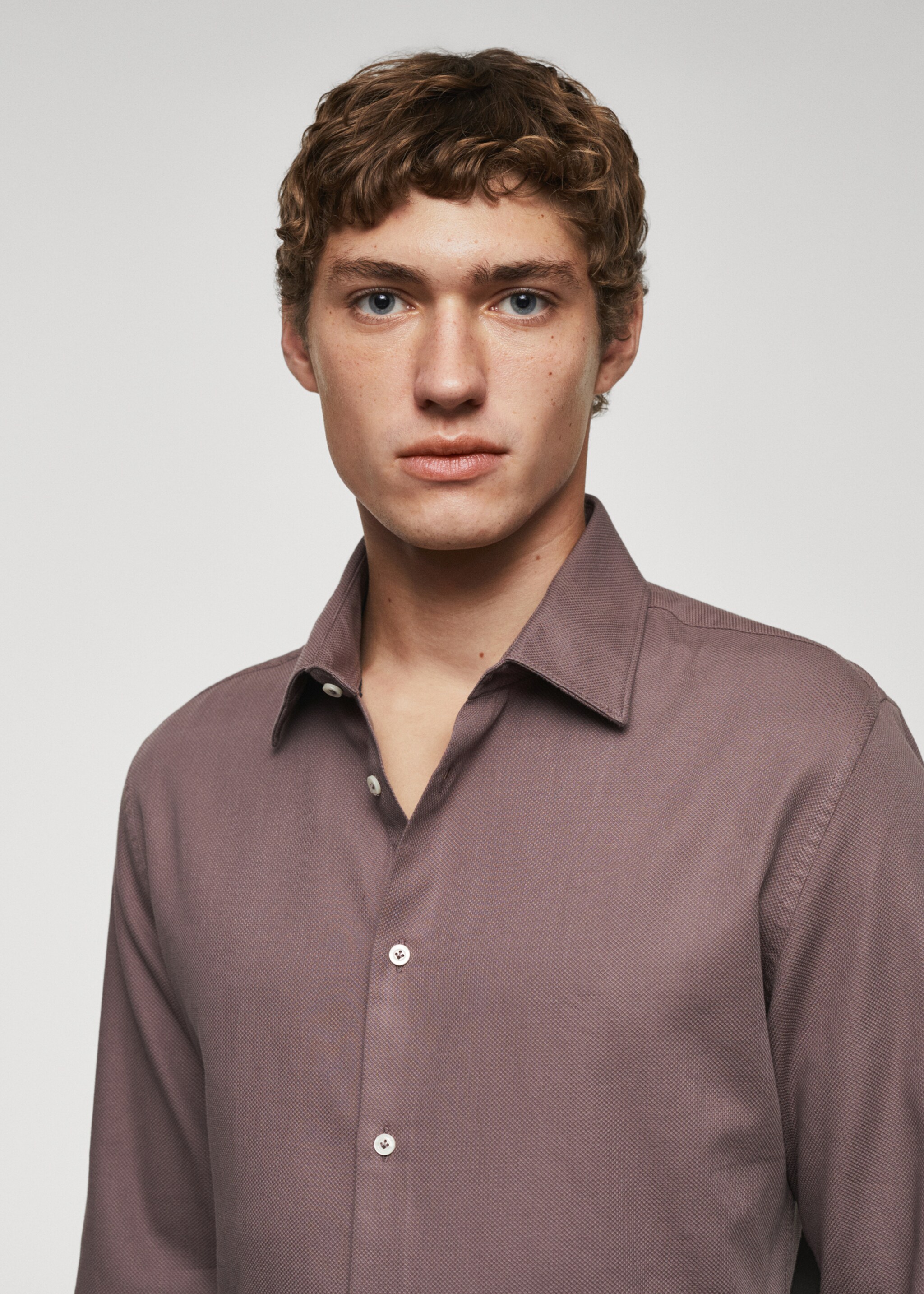 Slim-fit cotton structured shirt - Details of the article 1