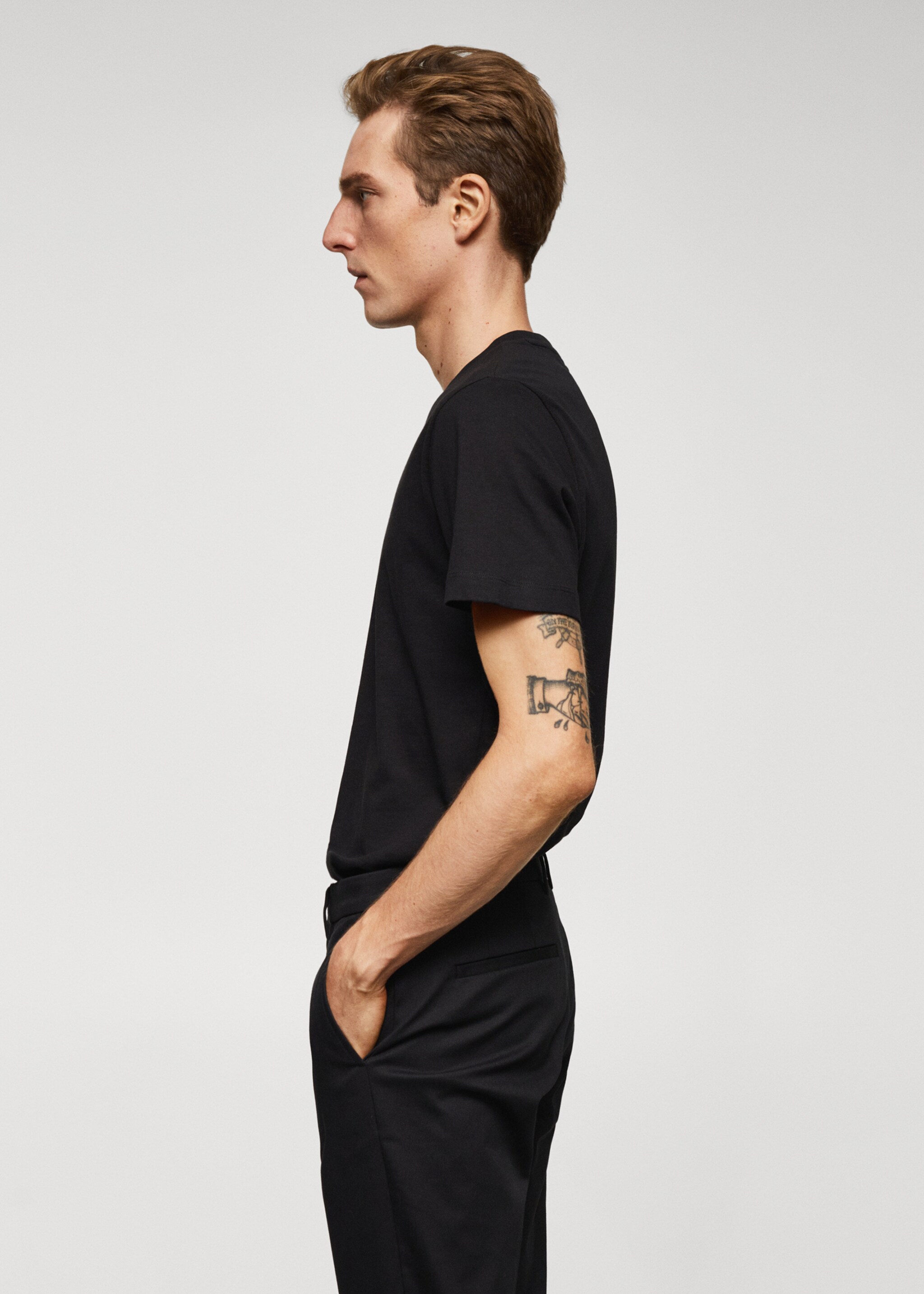 Essential cotton-blend T-shirt - Details of the article 2, Black. Ref: 67040647-00.