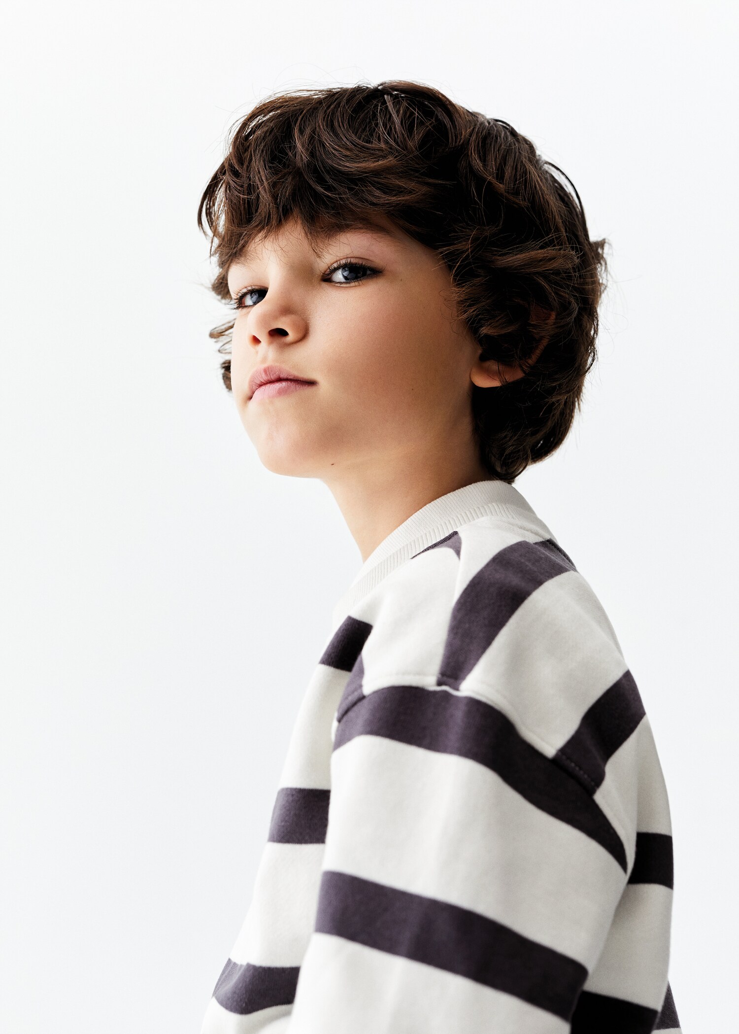 Gemustertes Sweatshirt mit Streifen - Detail des Artikels 1