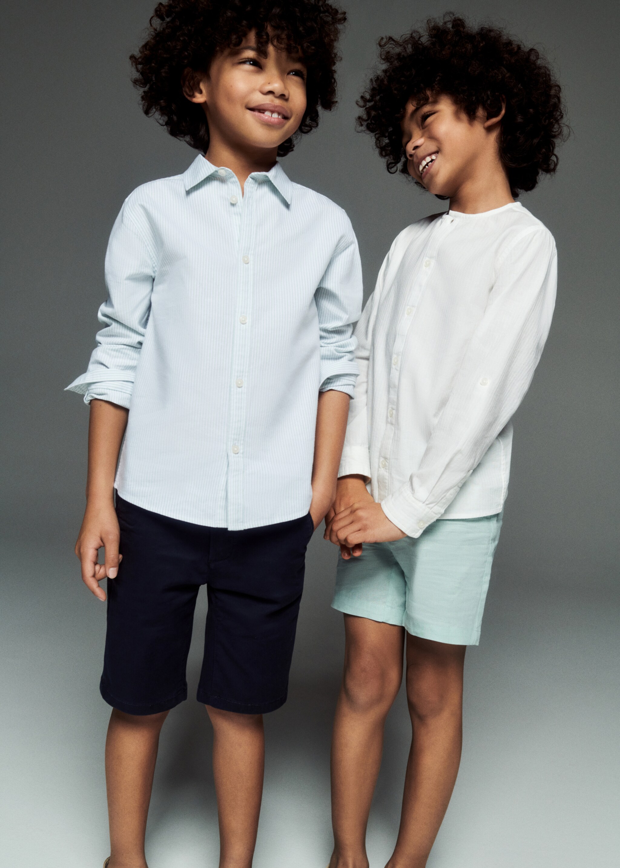 Camisa Oxford às riscas - Pormenor do artigo 5