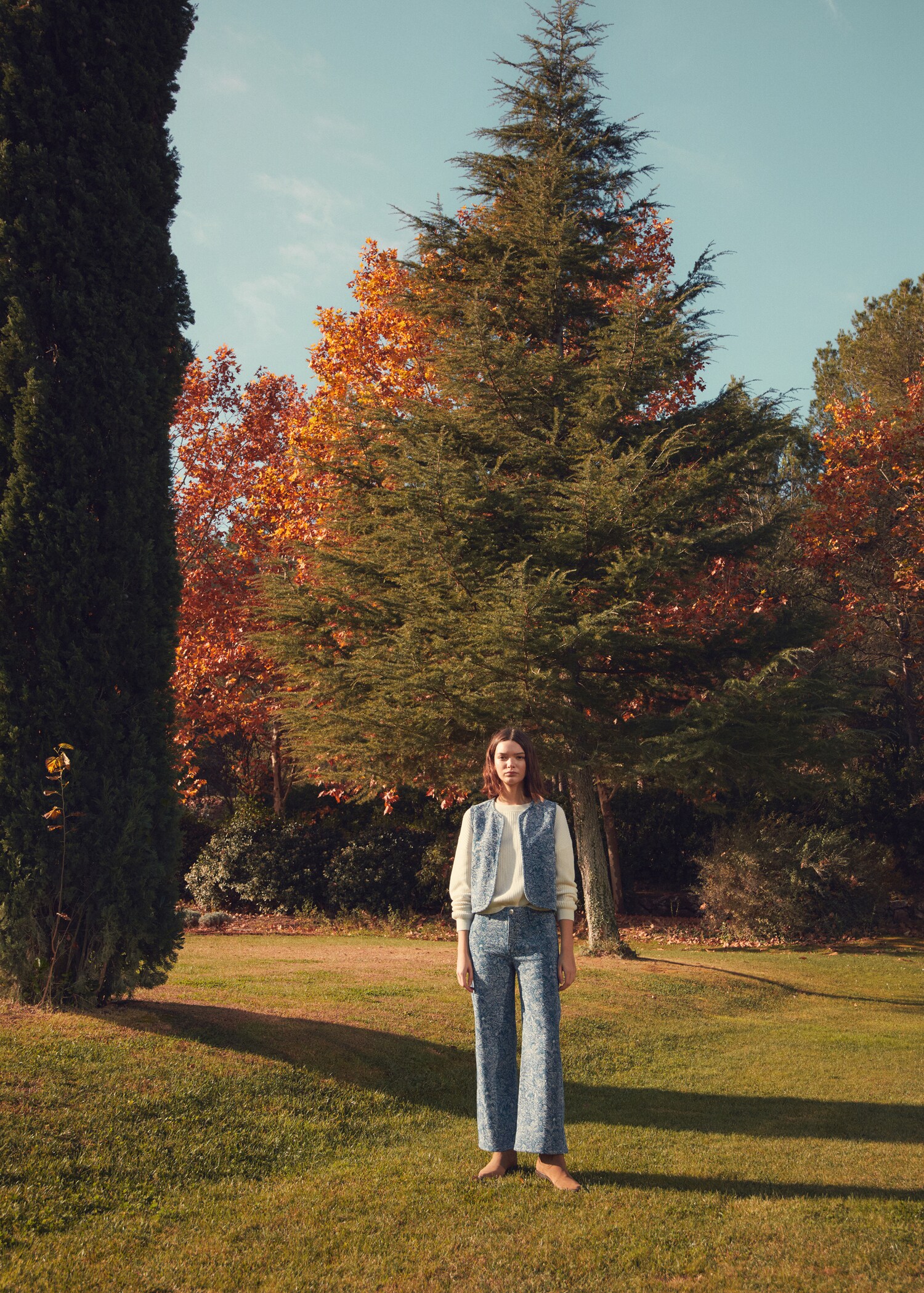 Embroidered straight-fit trousers - Details of the article 5