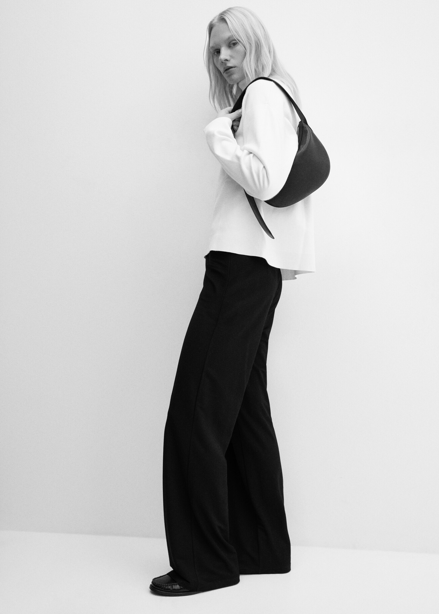 Knitted wideleg trousers - Details of the article 2