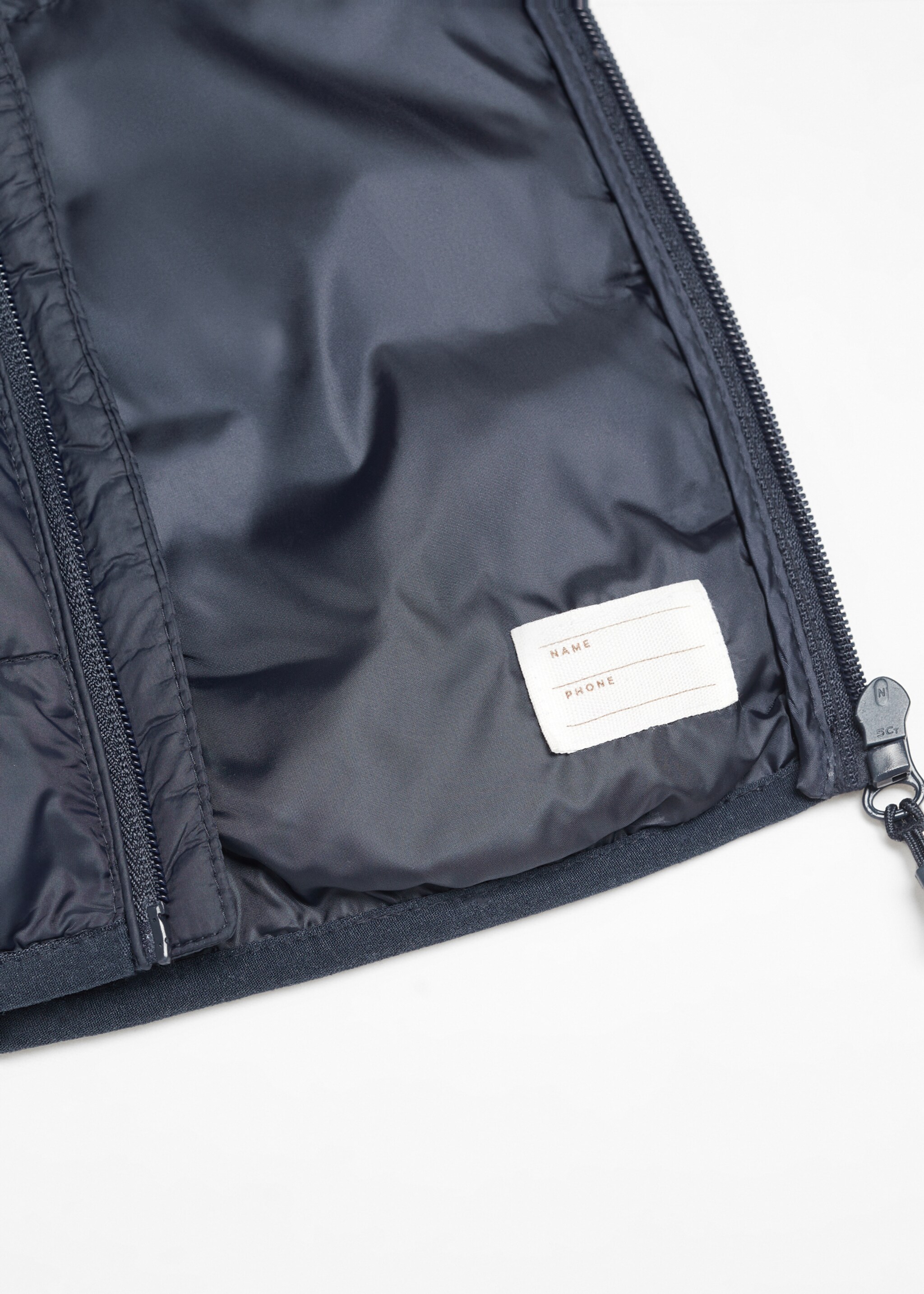 Quilted gilet - Details of the article 8