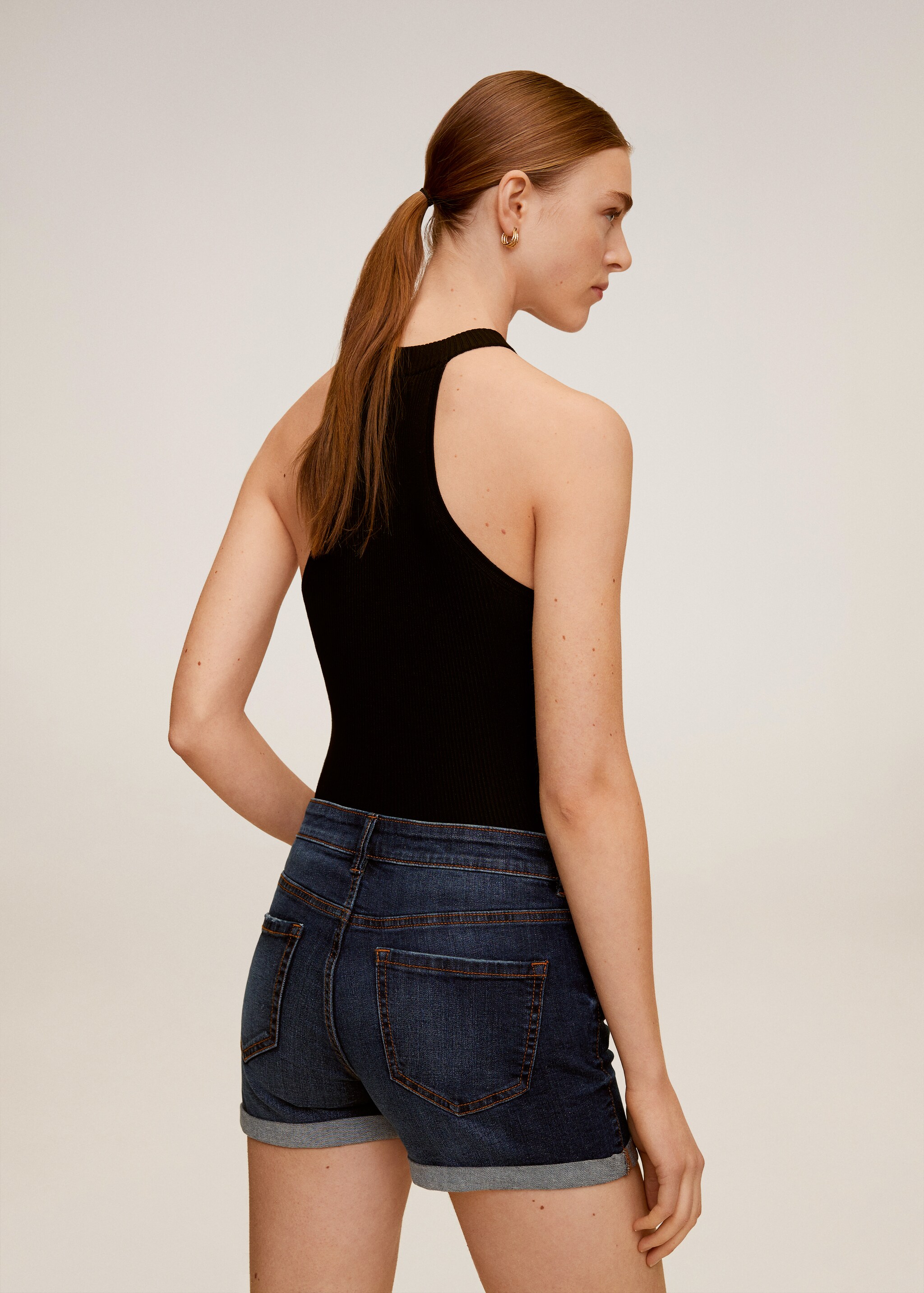 Short denim oscuro - Reverso del artículo