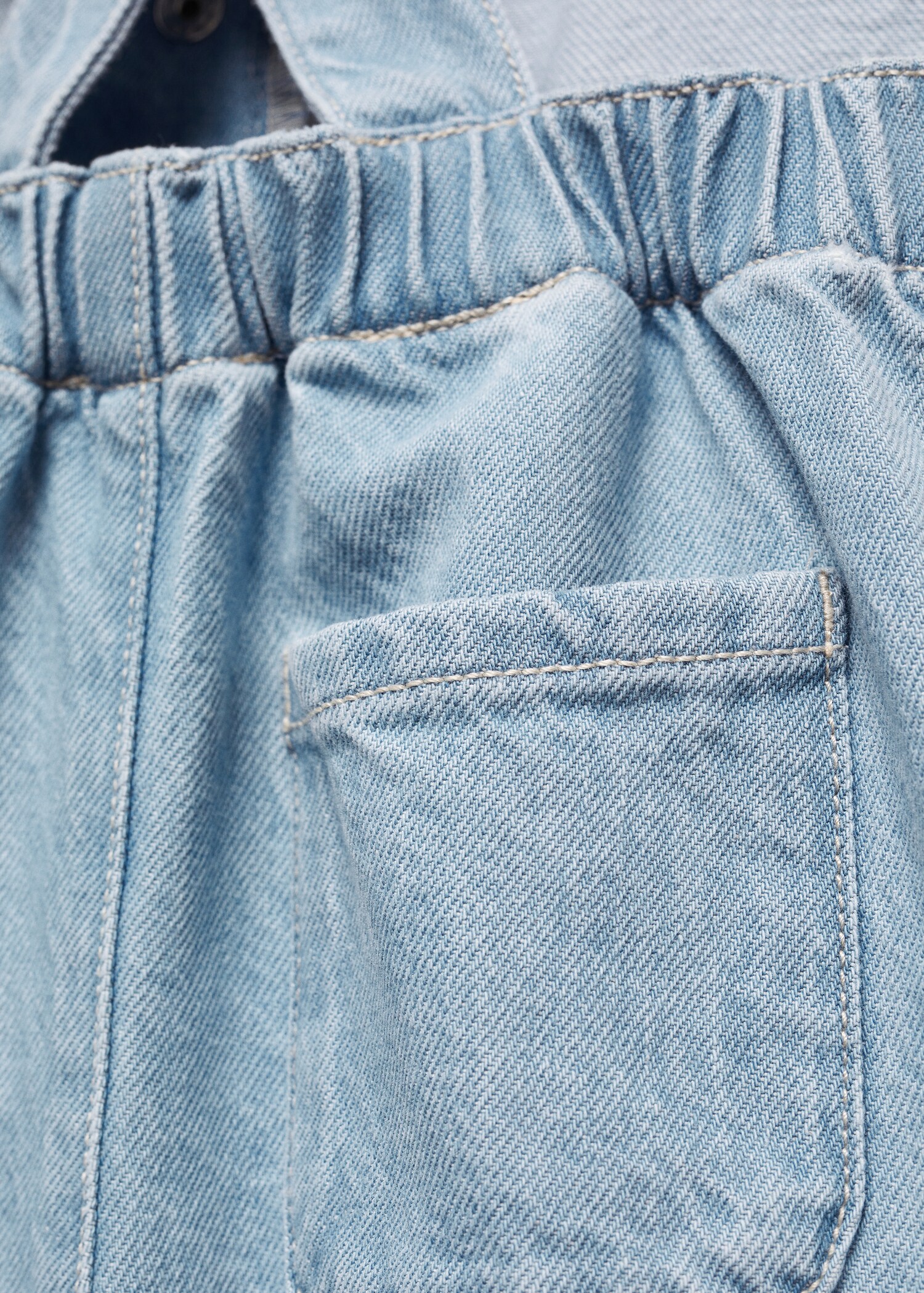 Salopette denim à volants - Détail de l'article 0