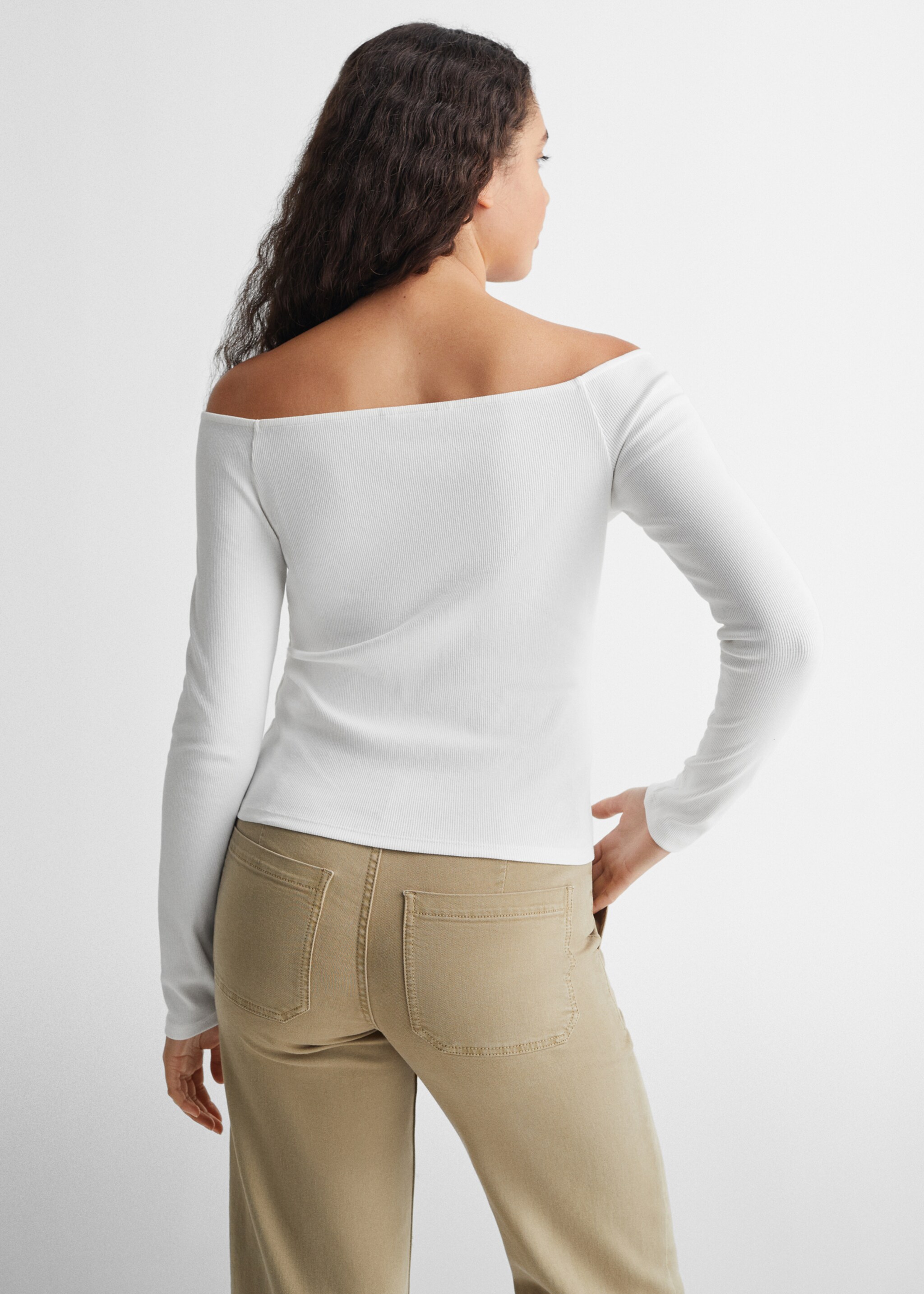 Ribbed off-the-shoulder t-shirt - Reverse of the article, White. Ref: 67042911-00.