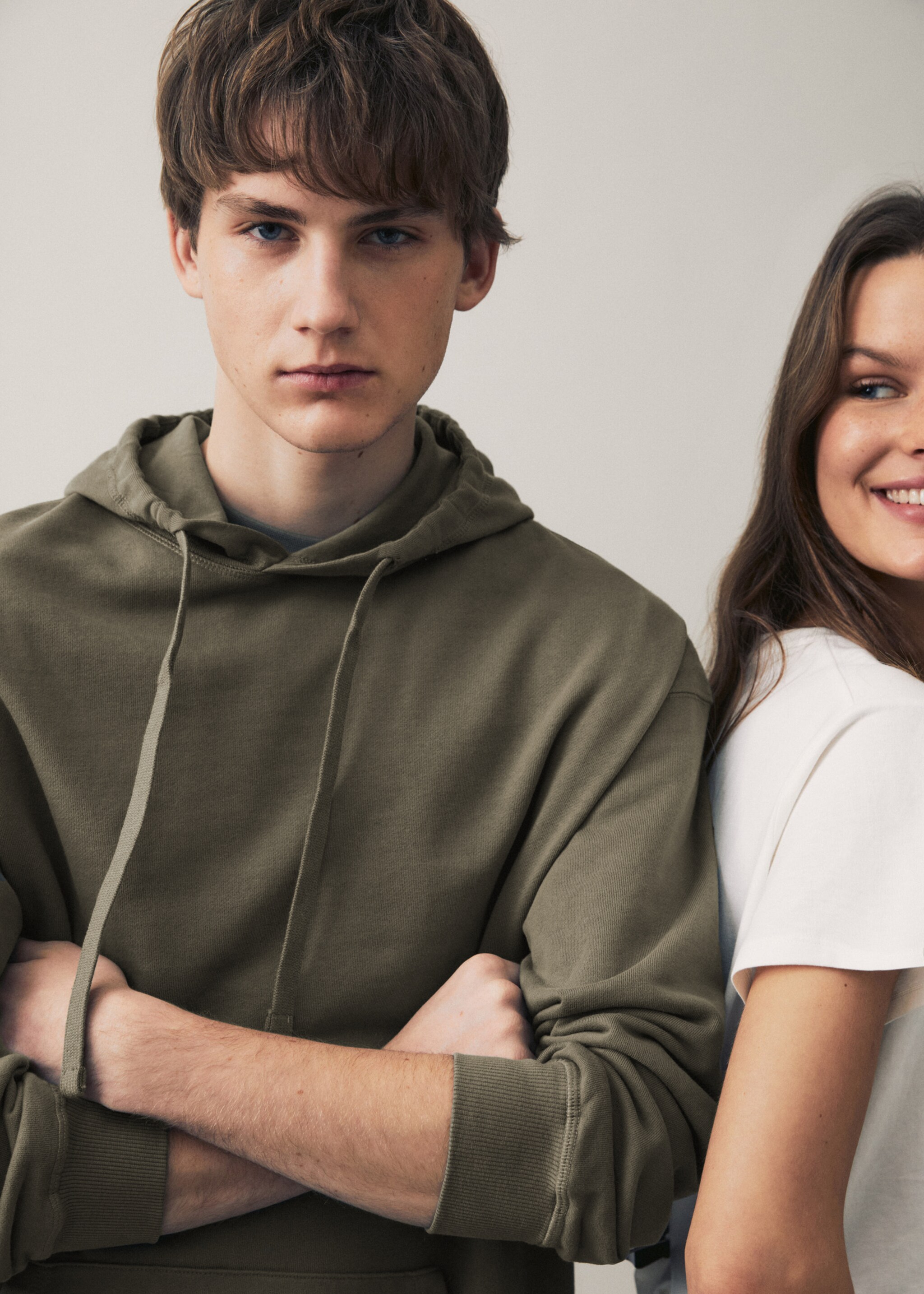 Unisex hoodie - Details of the article 5, Green. Ref: 67042914-00.