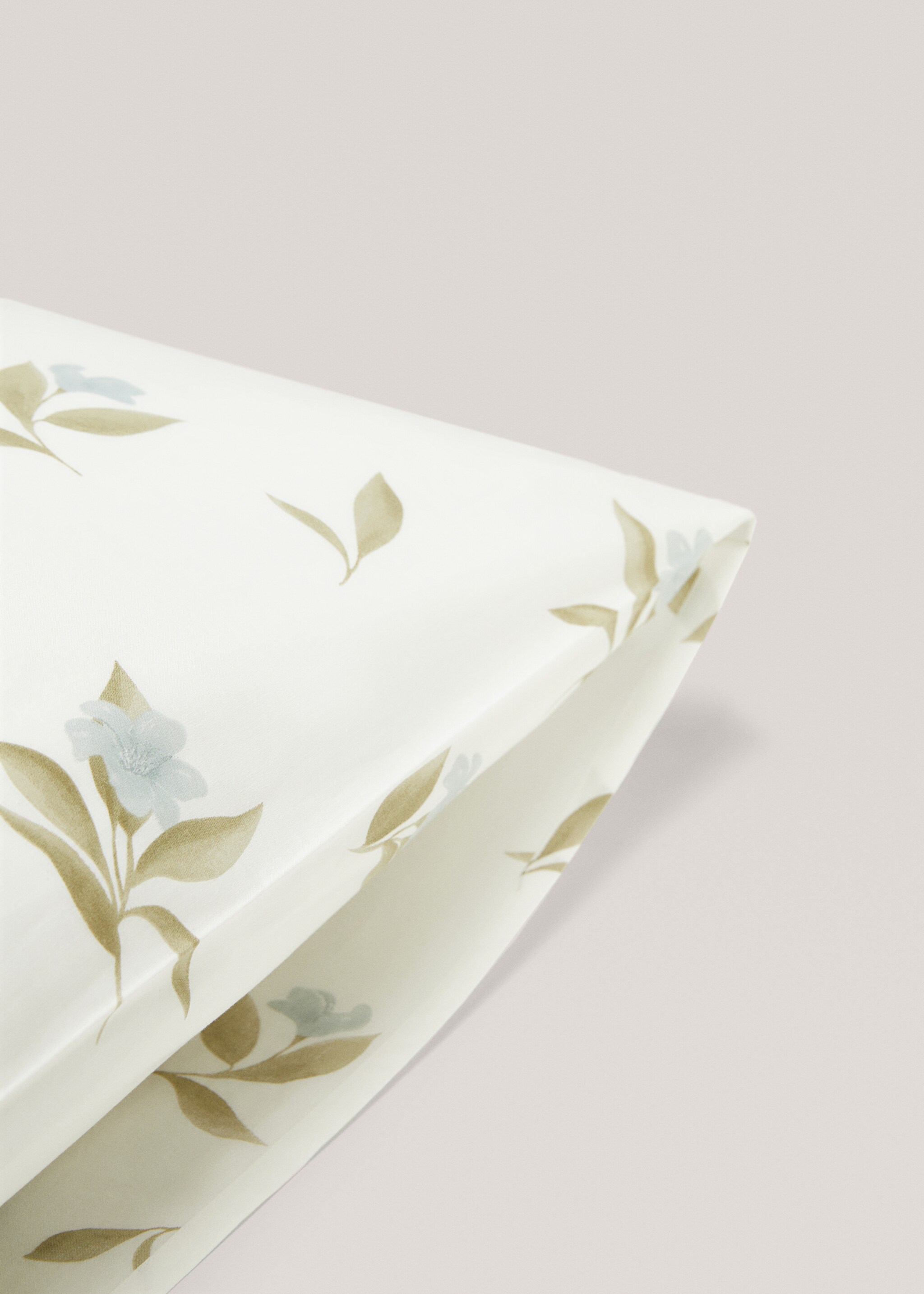 Cotton pillowcase with flowers 50x75cm - Details of the article 3, Blue. Ref: 67044022-00.