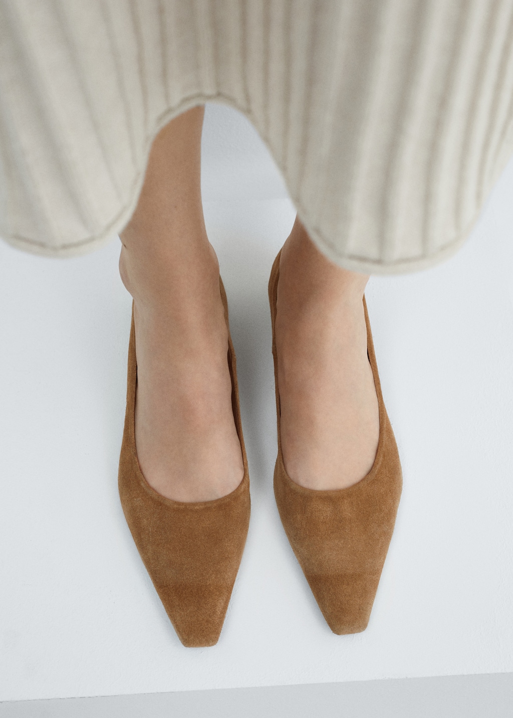 Pointed toe shoes womens on sale
