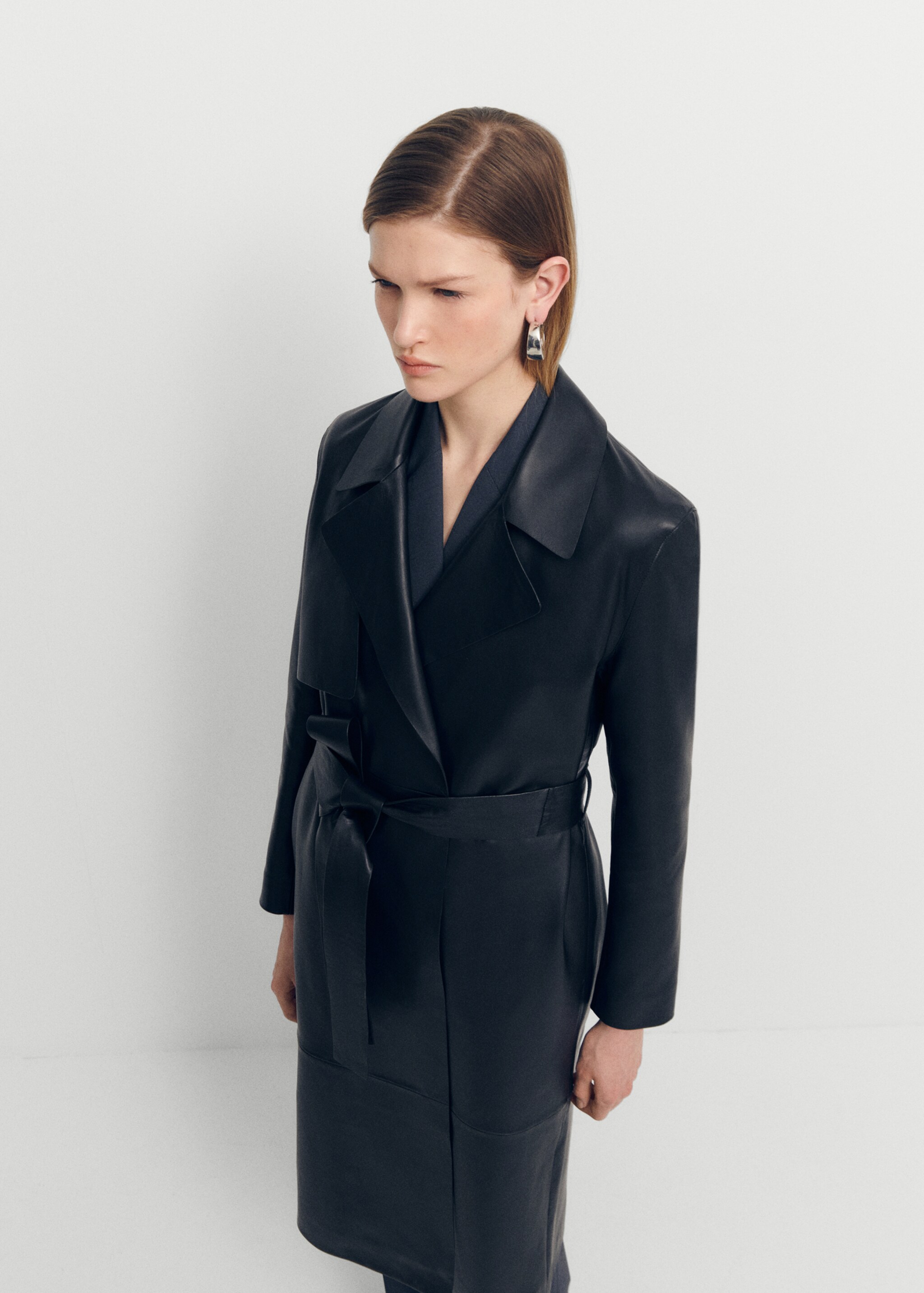 100% leather trench coat - Medium plane, Black. Ref: 67044040-00.