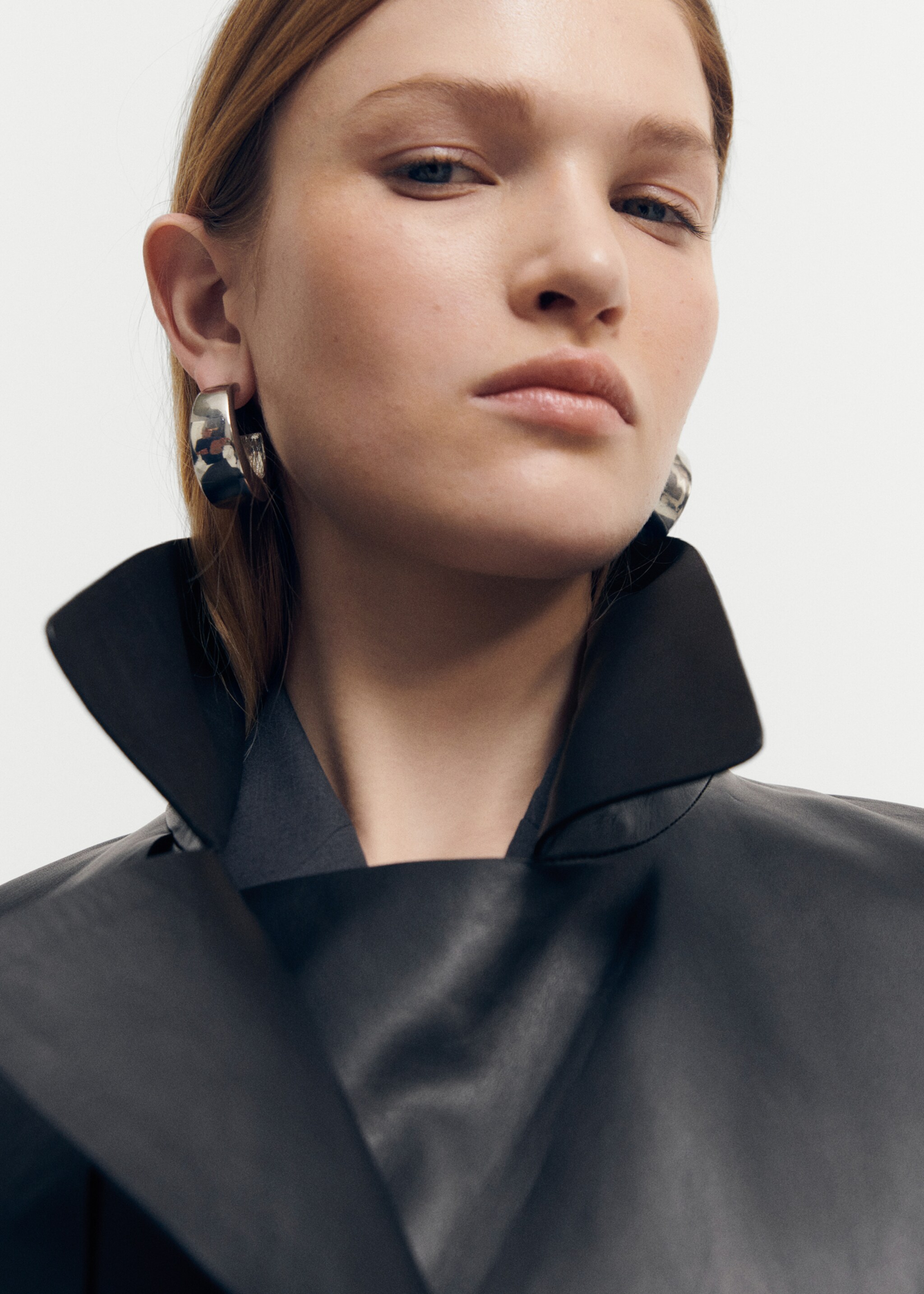 100% leather trench coat - Details of the article 1, Black. Ref: 67044040-00.