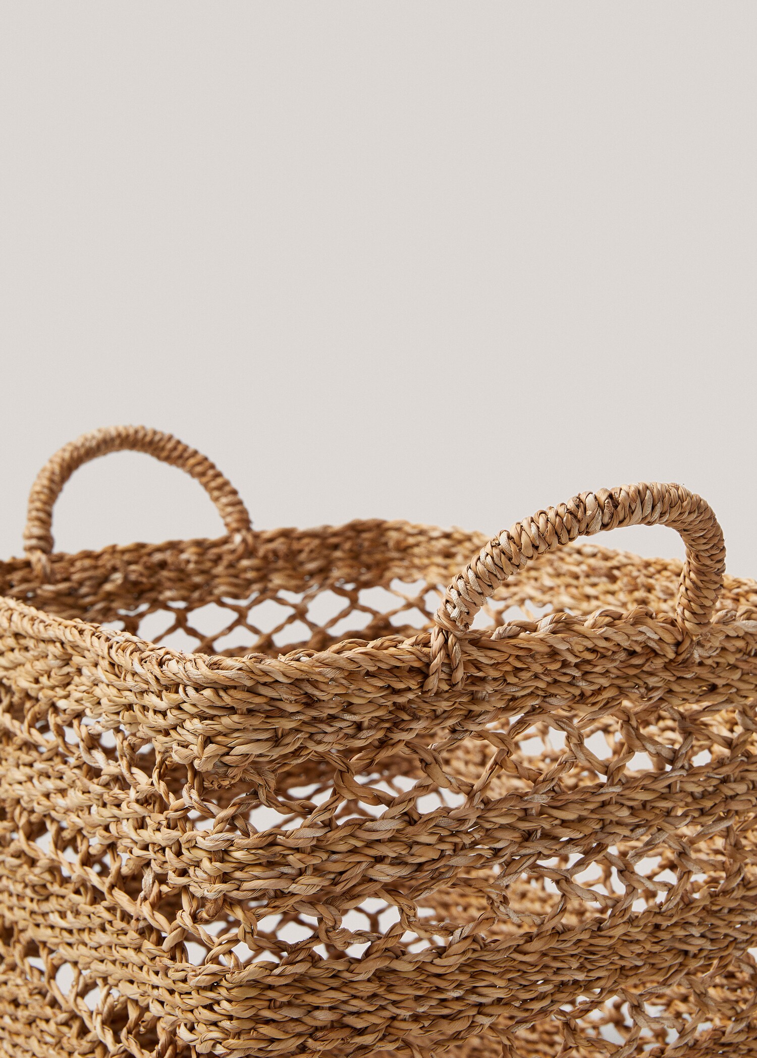 Natural fibre basket with handles 40x32cm - Details of the article 2