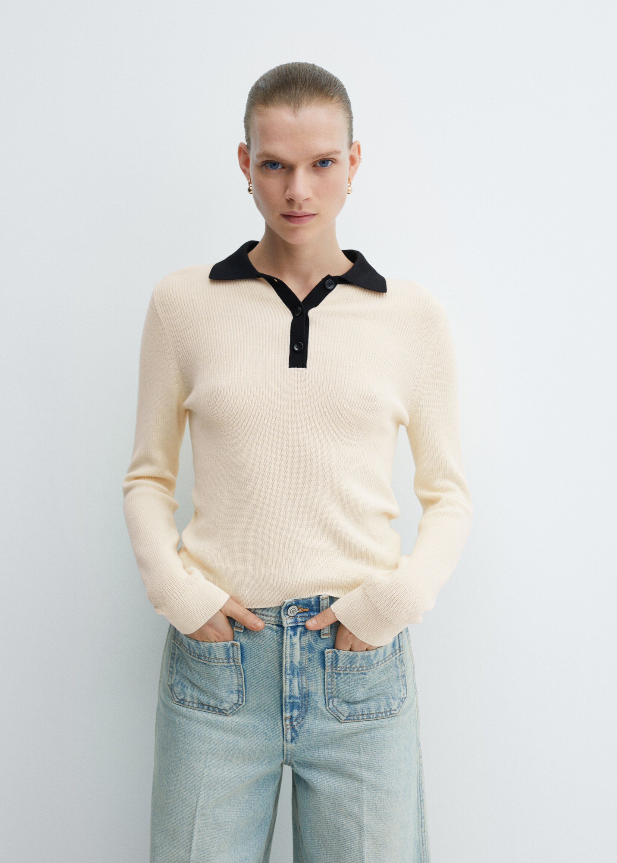 Knitted polo-neck sweater - Medium plane