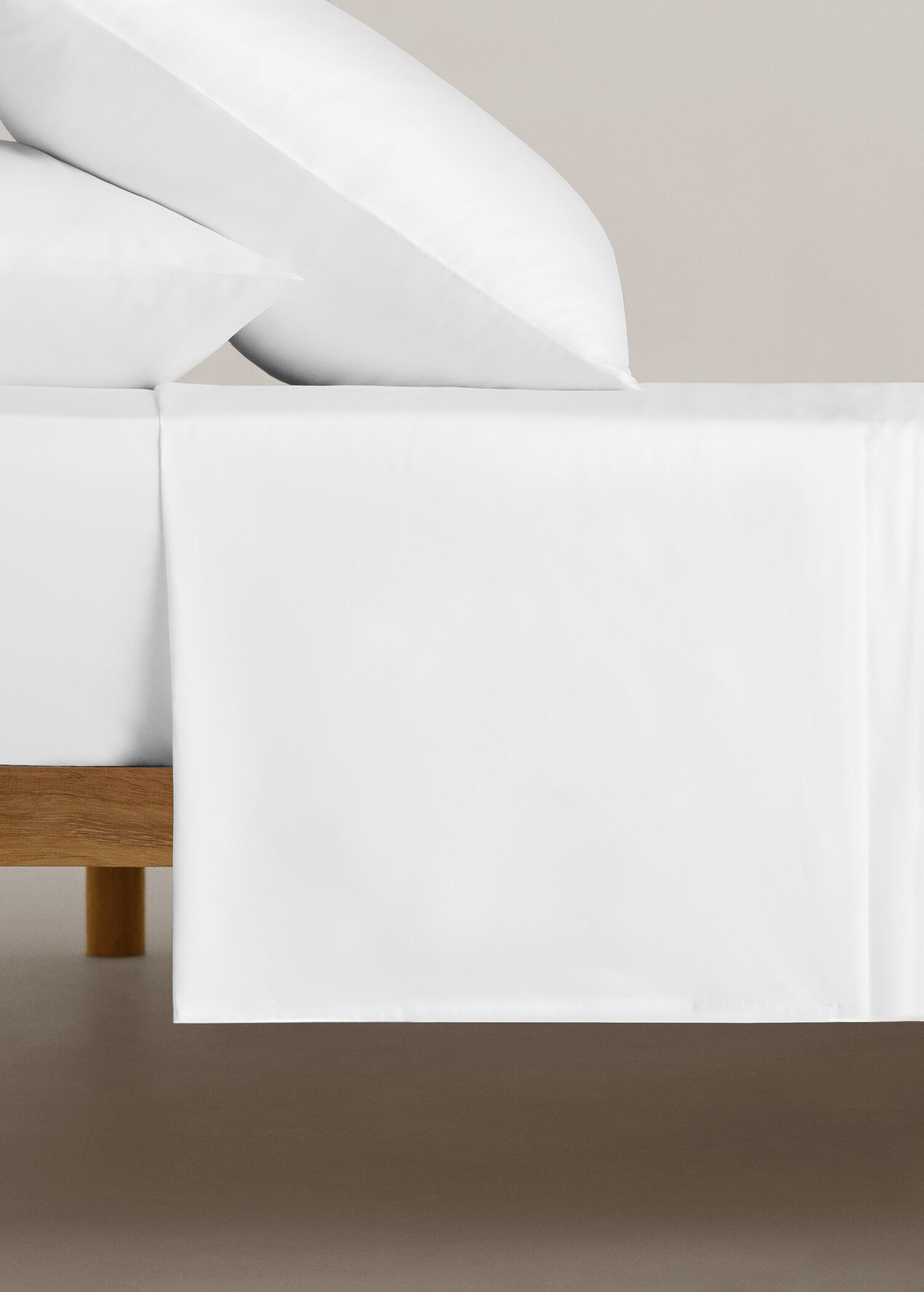 Satin fitted sheet 150cm - Article without model