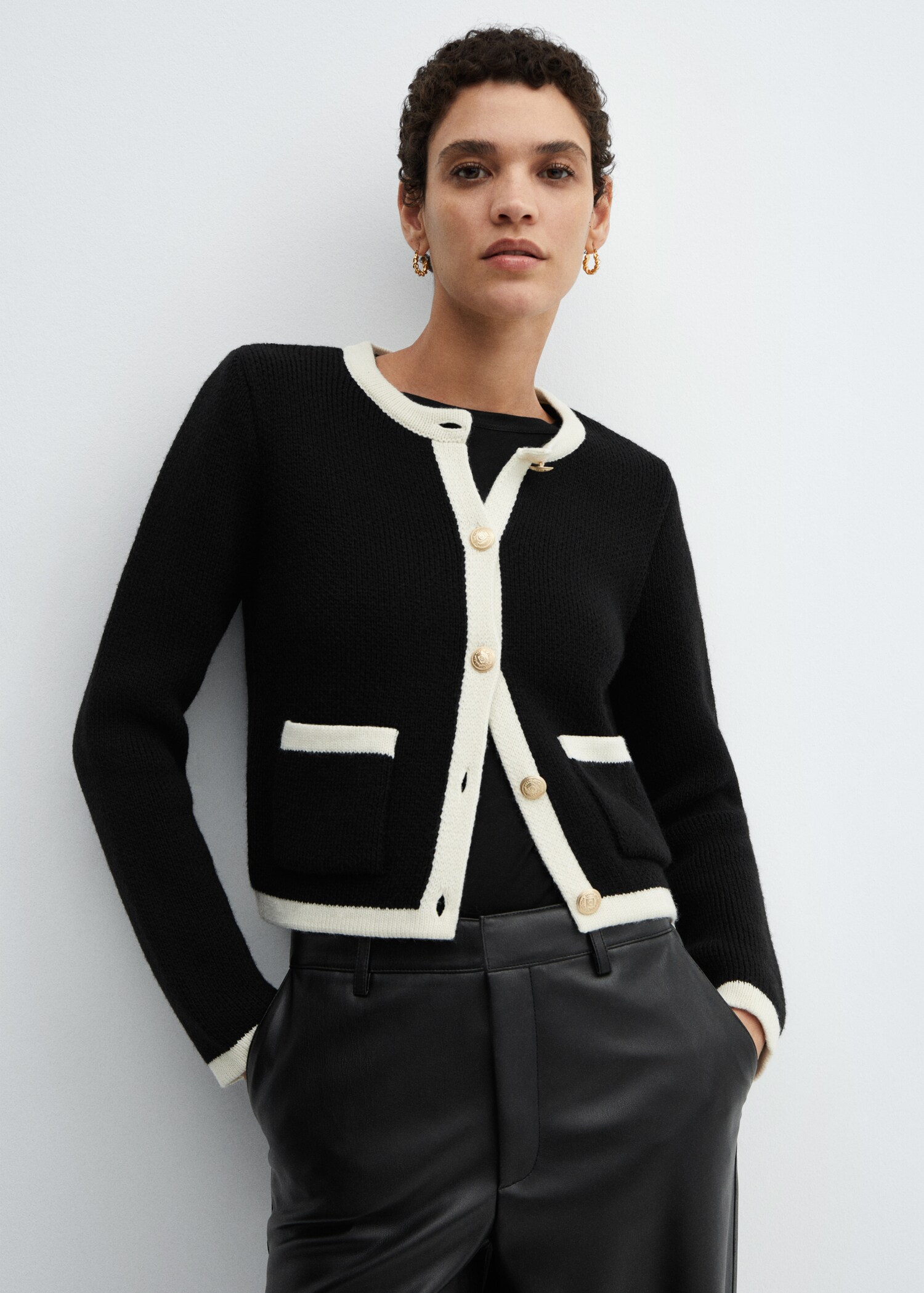 Chaqueta punto botones - Plano medio