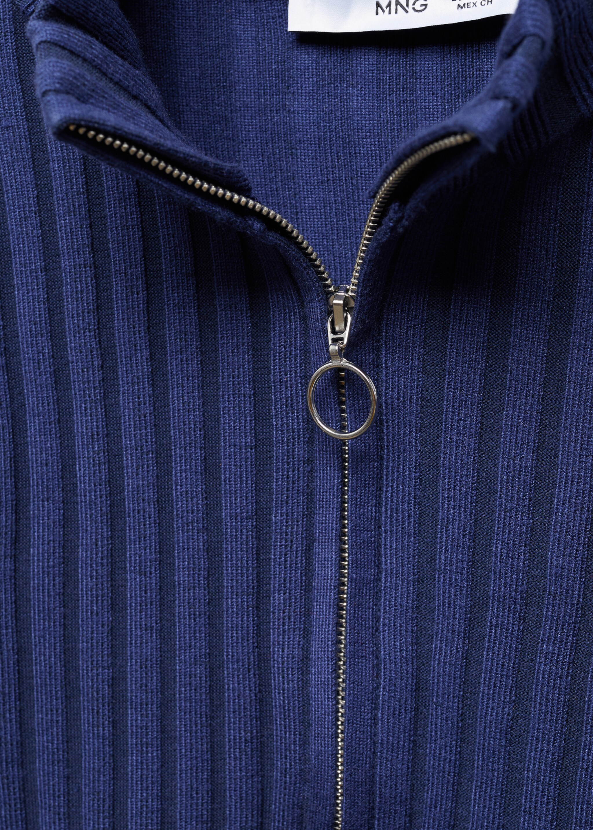 Crop-Cardigan mit Reißverschluss - Detail des Artikels 8