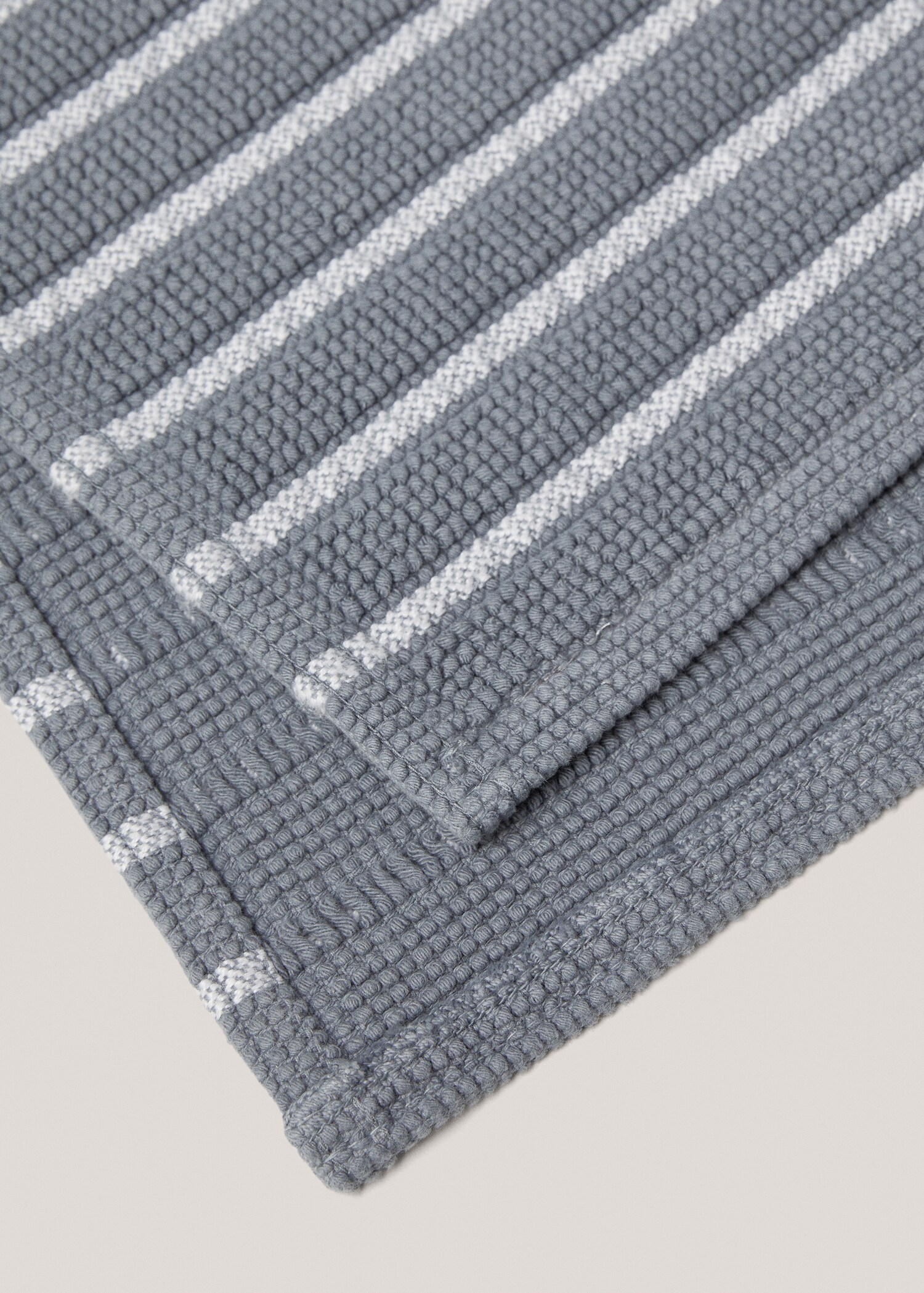 Tapis de bain tissu bouclette rayures - Détail de l'article 1