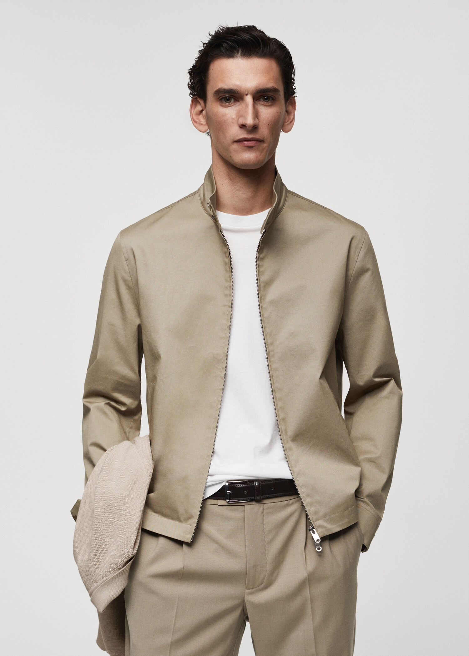 Veste coton fermeture Éclair - Plan moyen