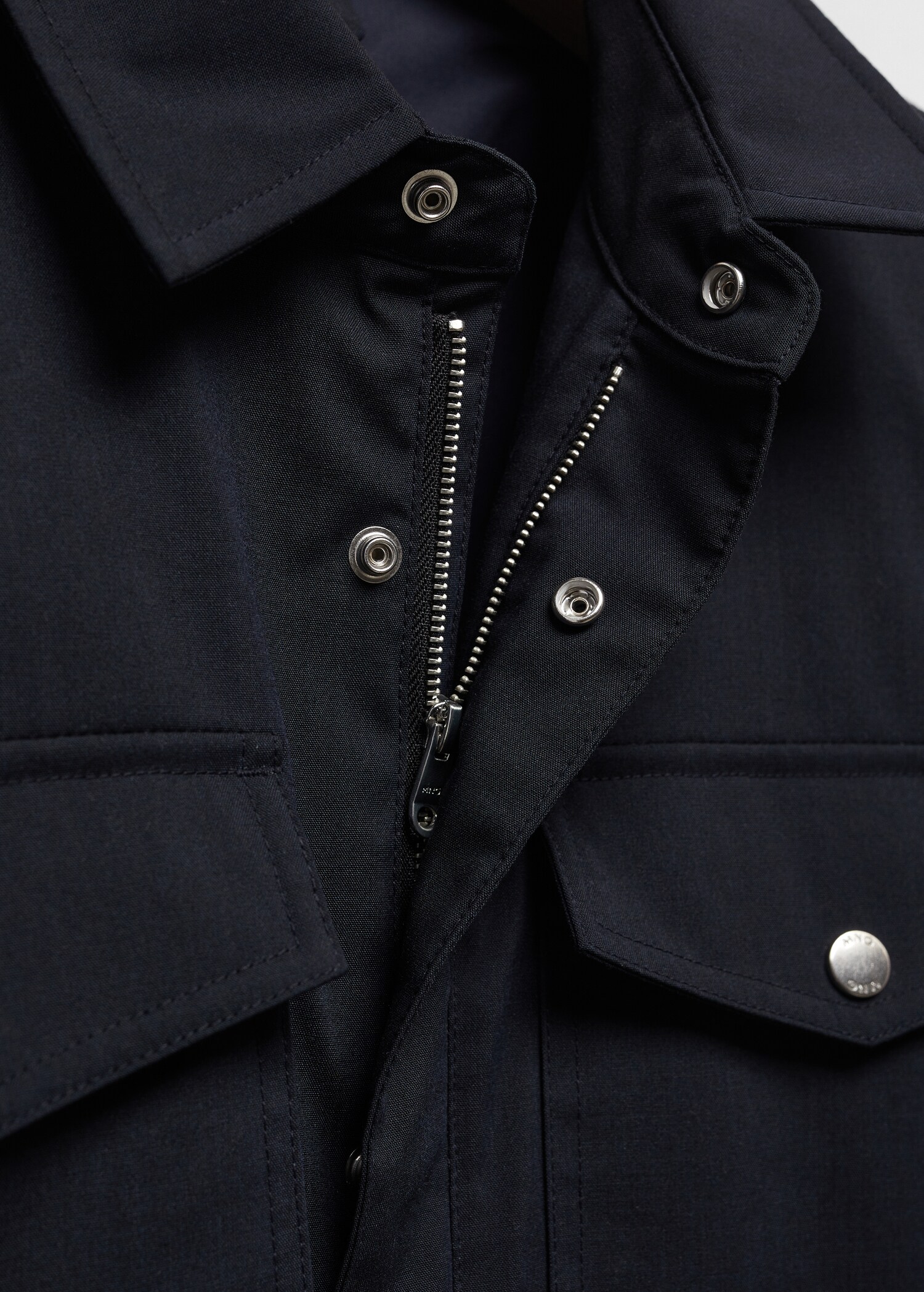 Water-repellent overshirt with pockets - Details of the article 8
