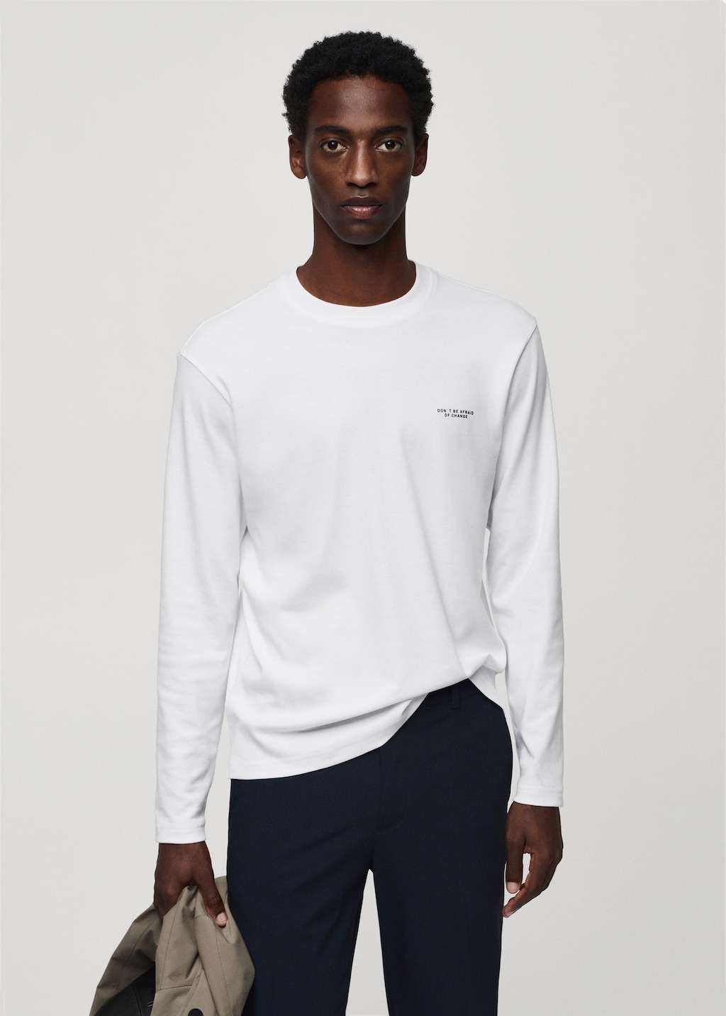 100 cotton t shirt with printed detail Men MANGO OUTLET Finland