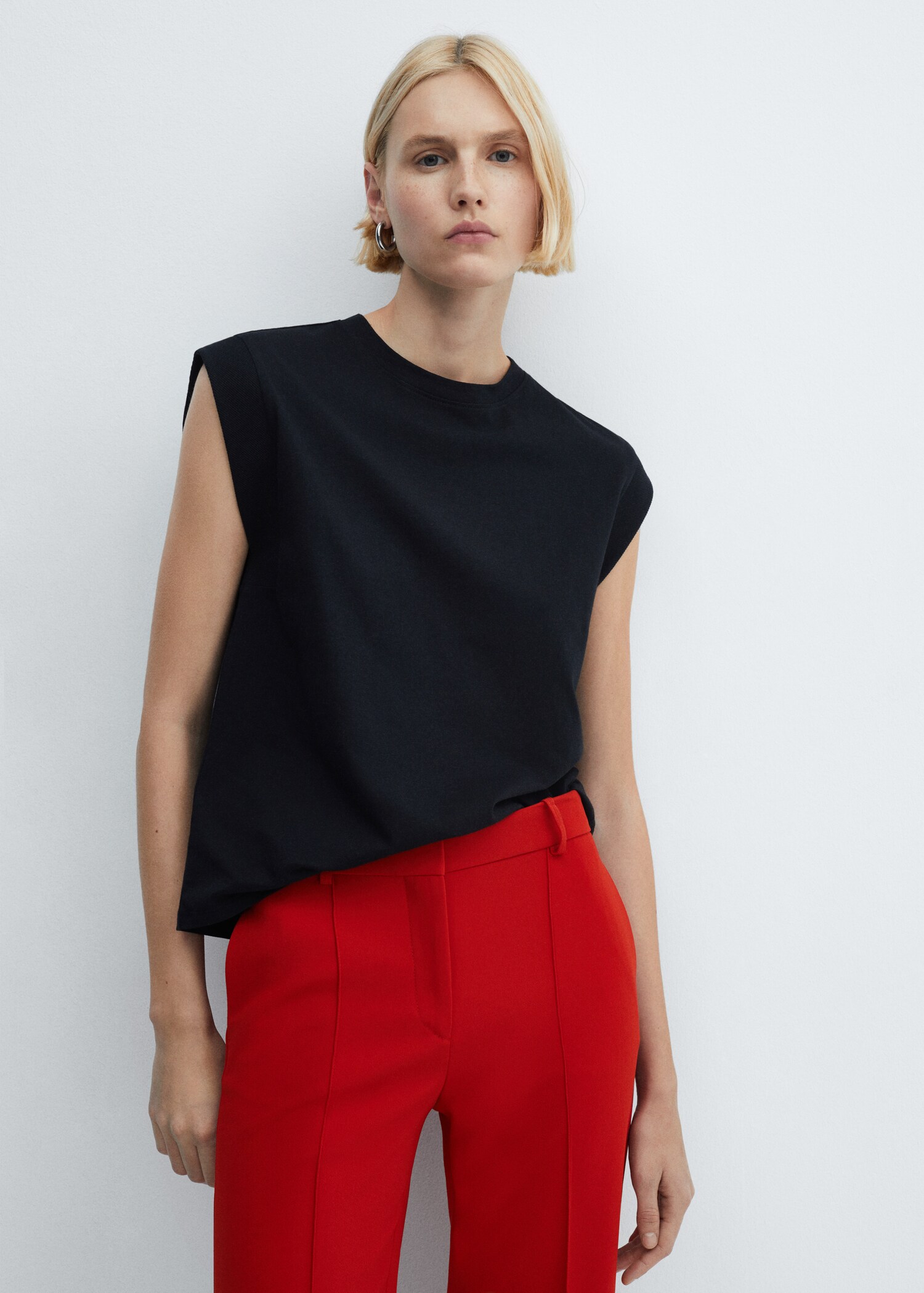 Mid-rise flare trousers - Details of the article 1
