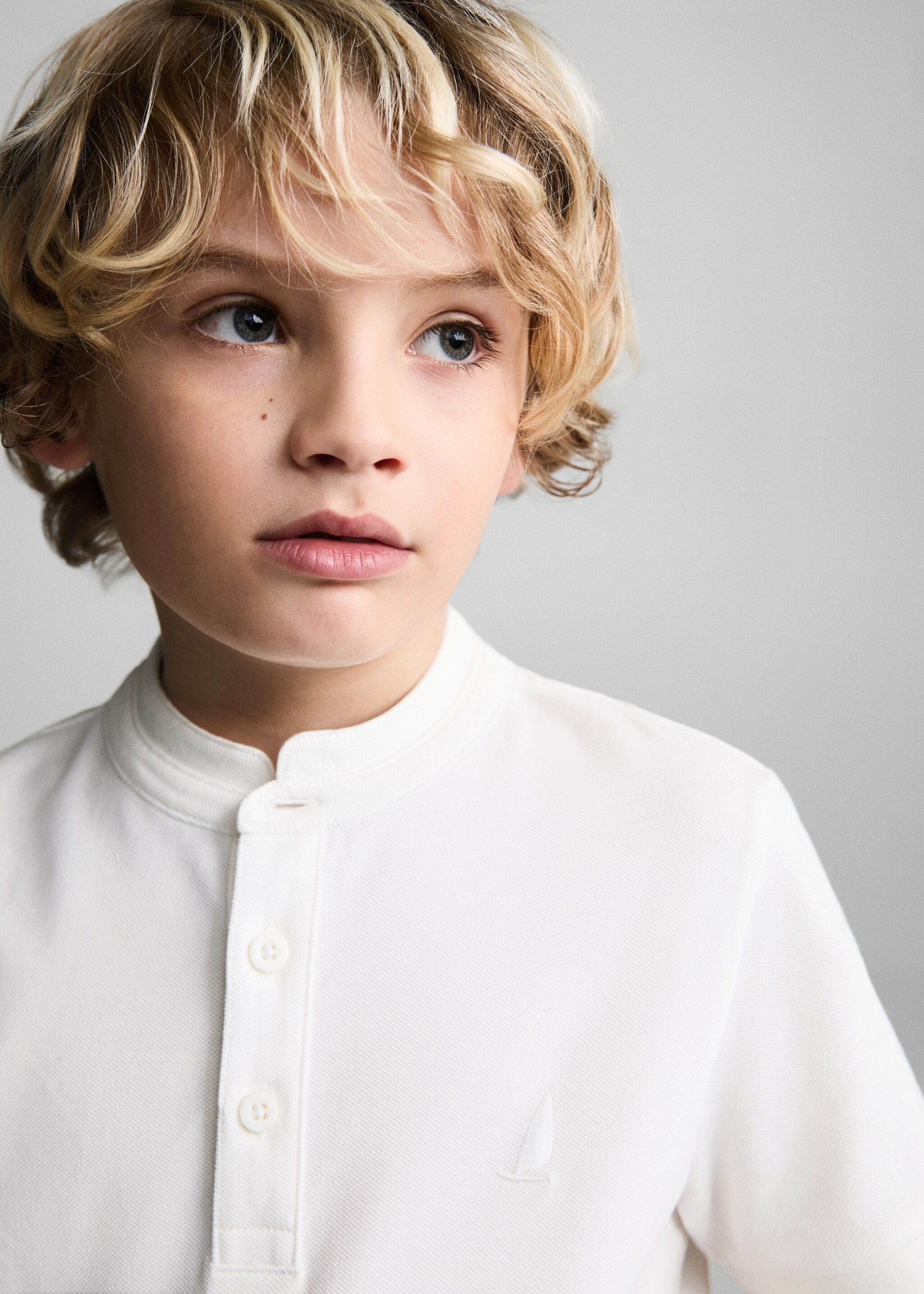 Polo coton col mao - Détail de l'article 1, Blanc cassé. Ref: 67045138-00.