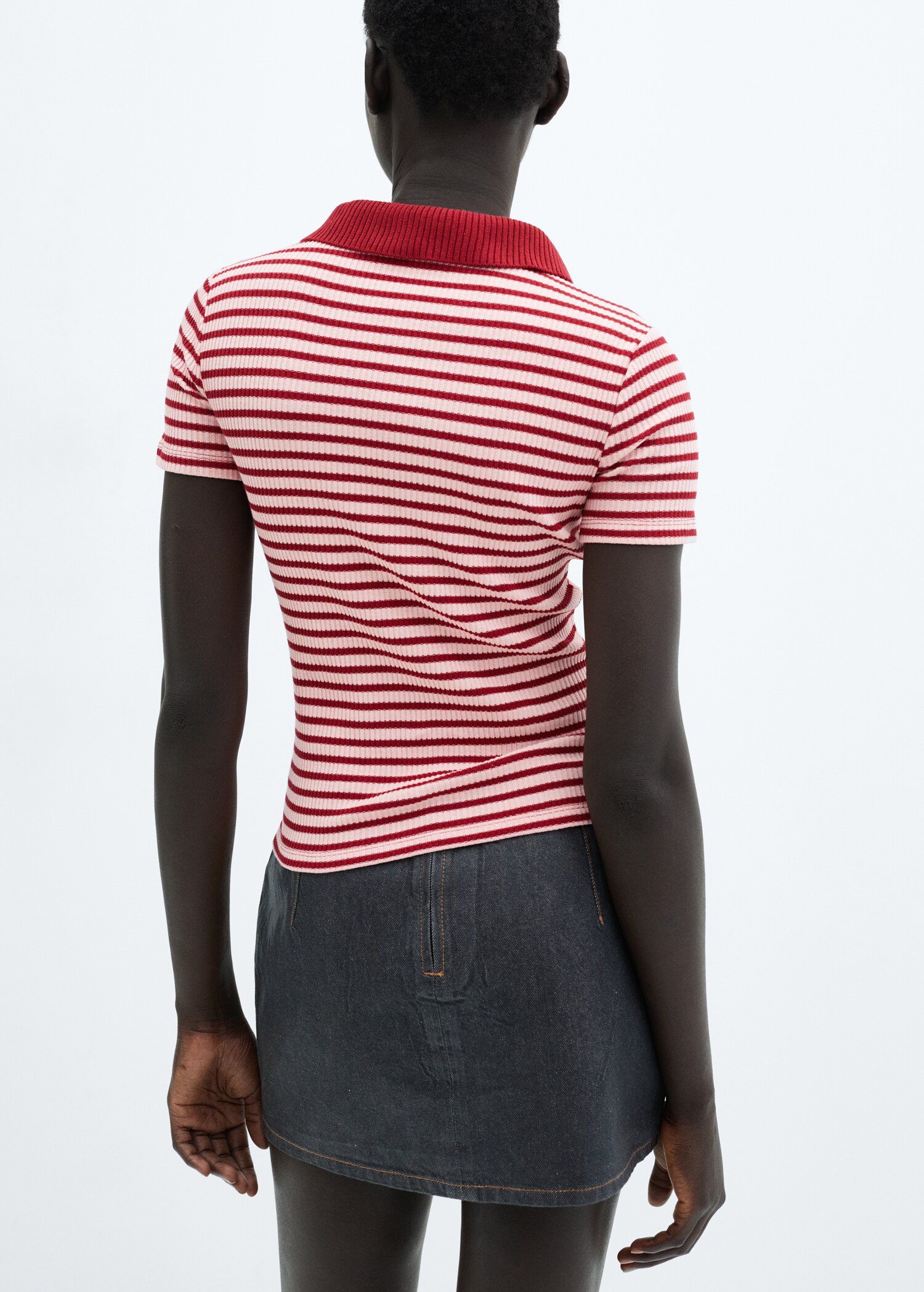 Short-sleeved striped polo shirt - Reverse of the article