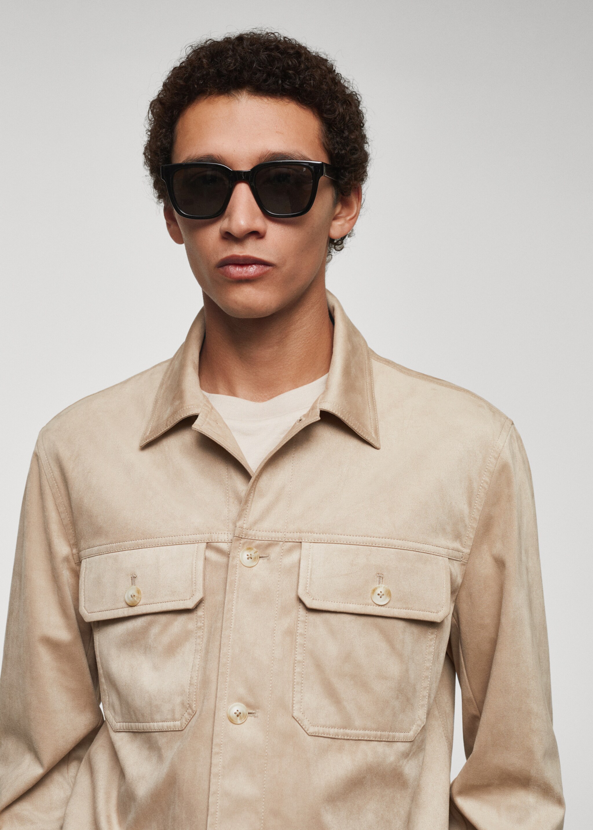 Overshirt mit Wildleder-Effekt und Taschen - Detail des Artikels 1