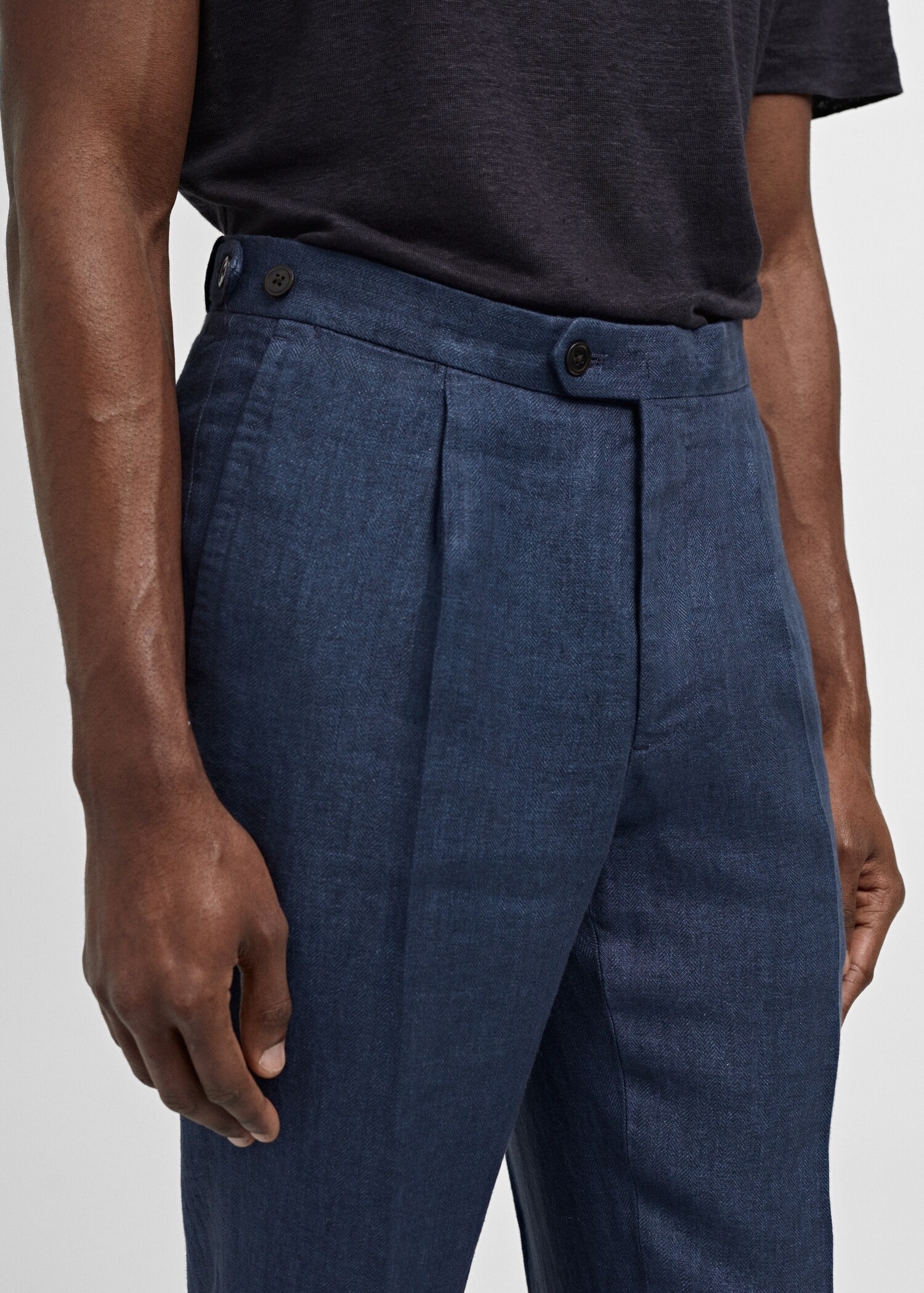 Slim-fit suit trousers in 100% herringbone linen - Details of the article 1