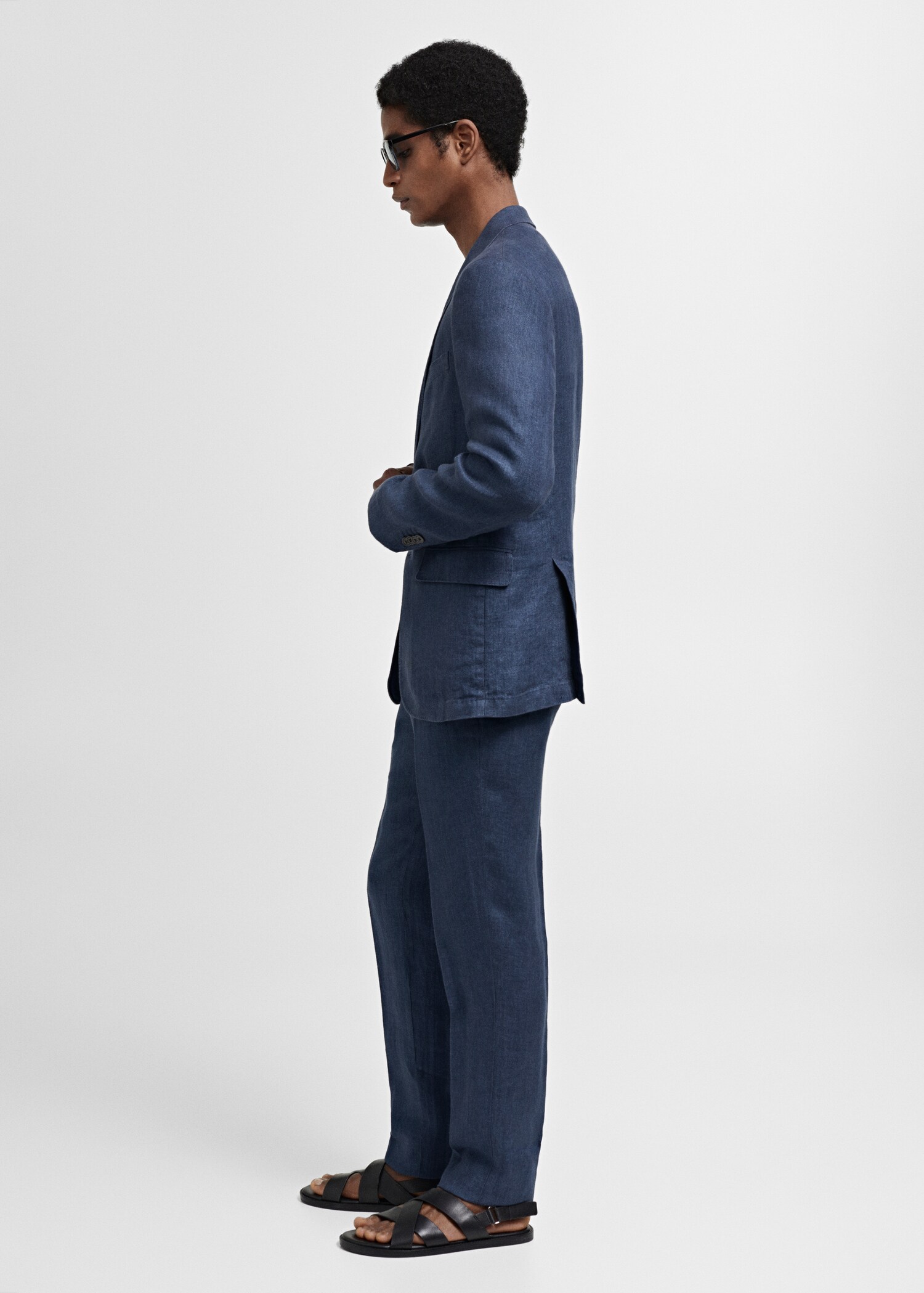 Slim-fit suit trousers in 100% herringbone linen - Details of the article 2