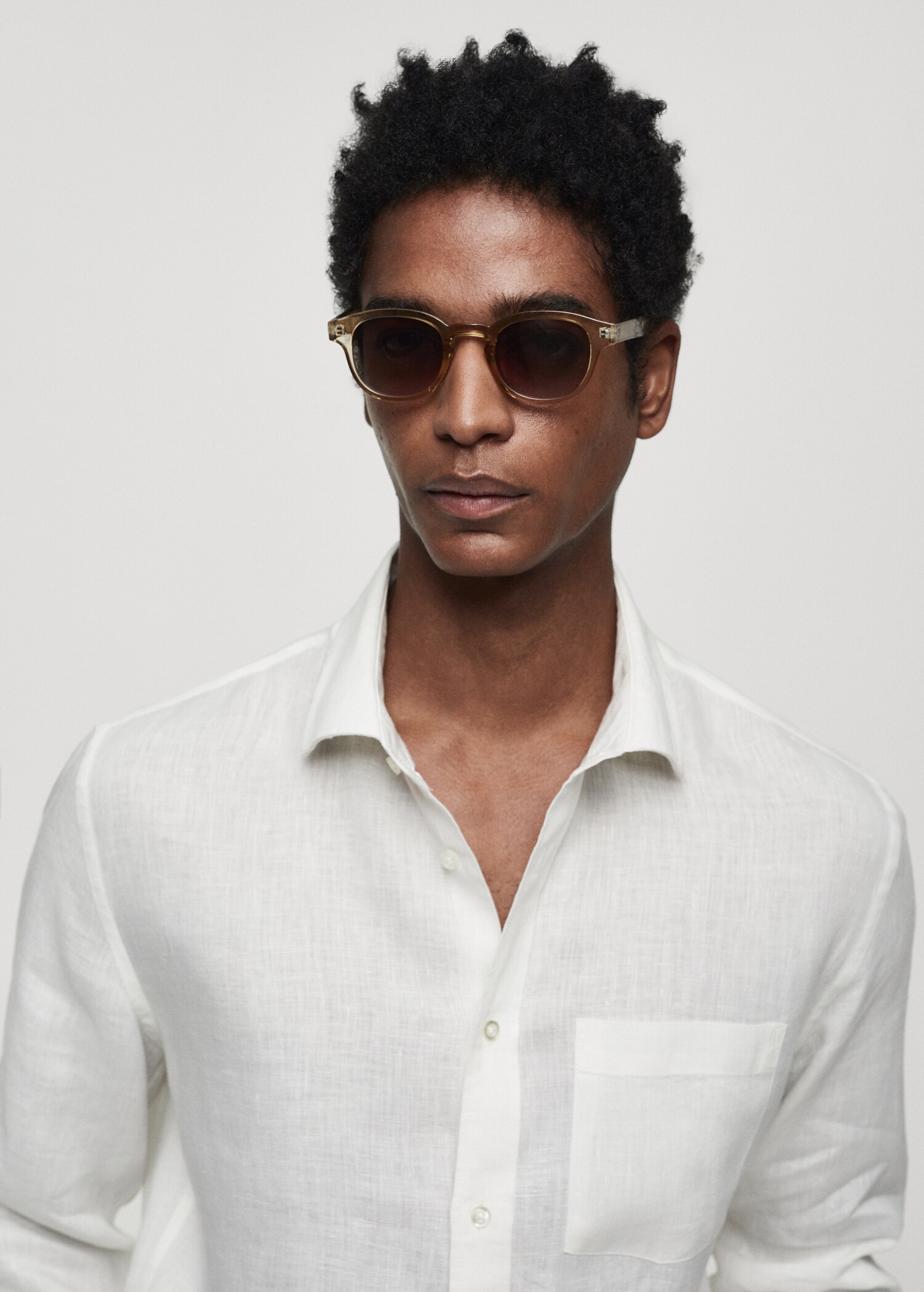 Classic-Fit-Hemd aus 100 % Leinen - Detail des Artikels 1