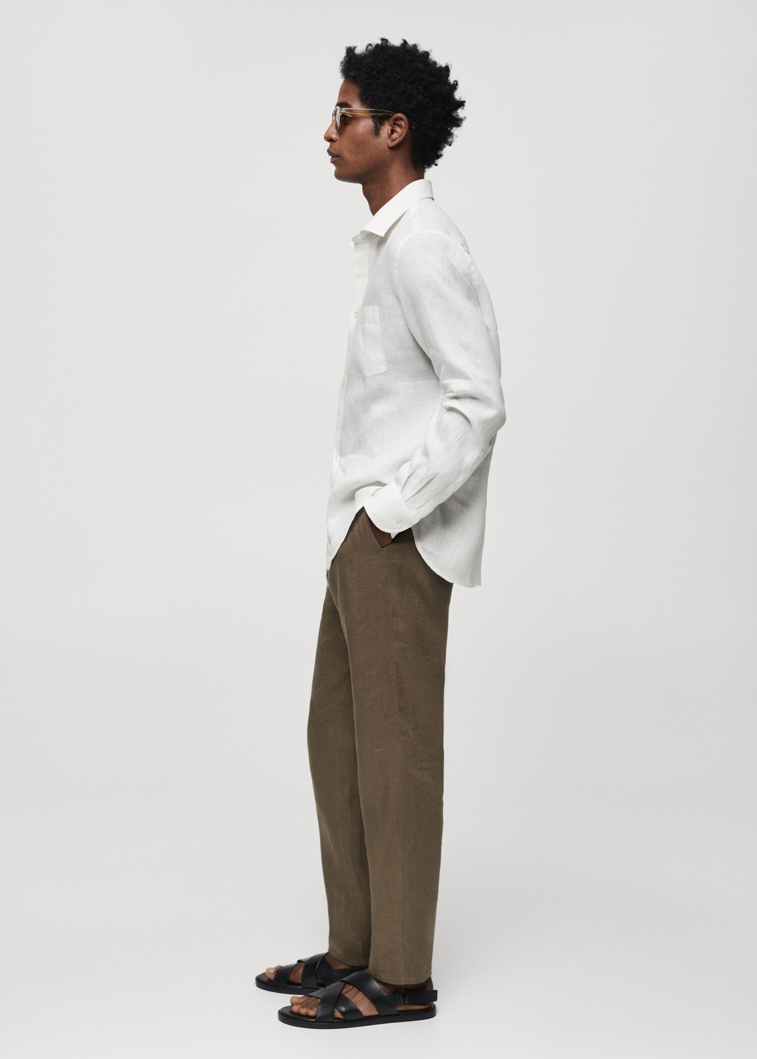 Classic-Fit-Hemd aus 100 % Leinen - Detail des Artikels 2