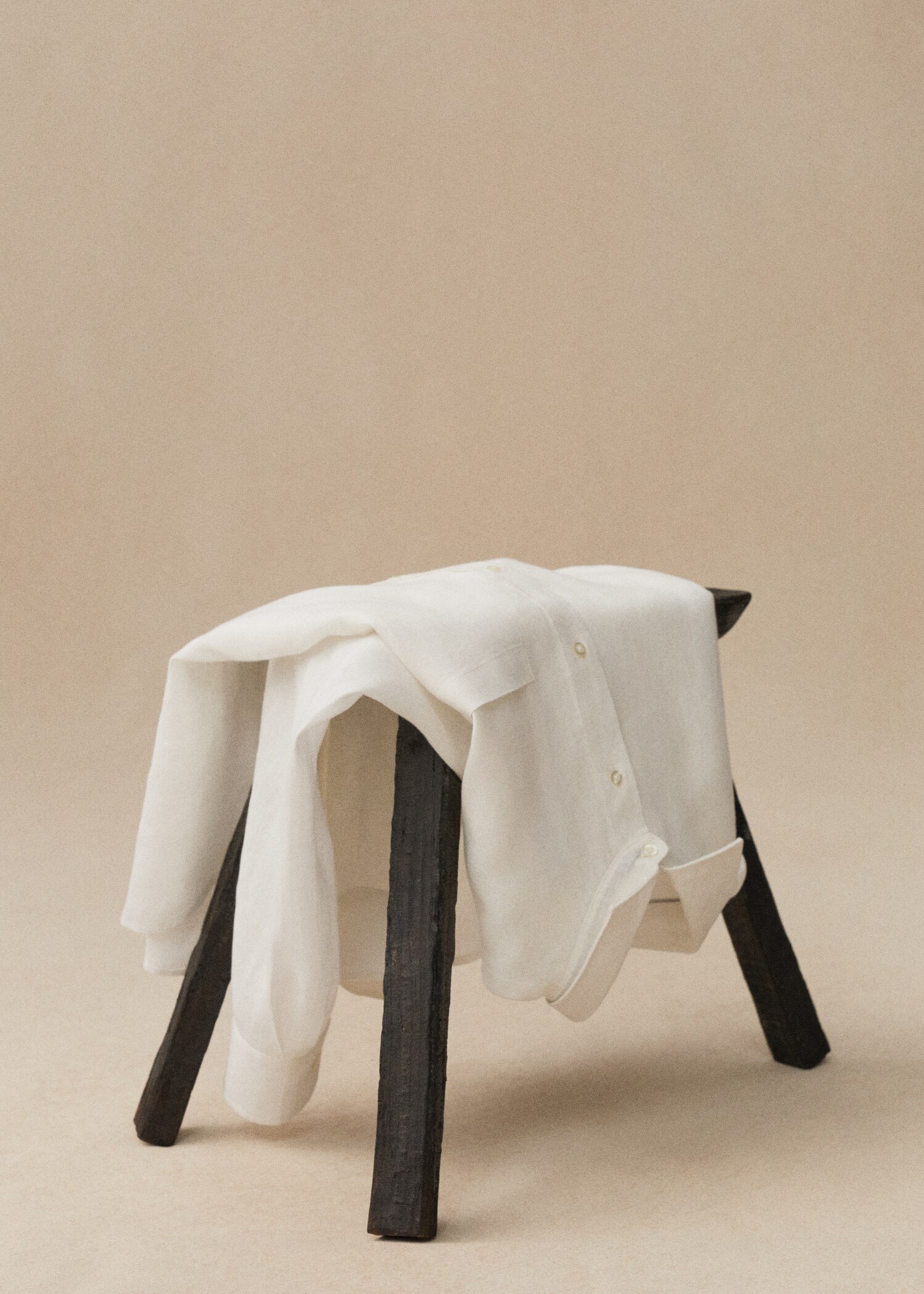 Classic-Fit-Hemd aus 100 % Leinen - Detail des Artikels 6