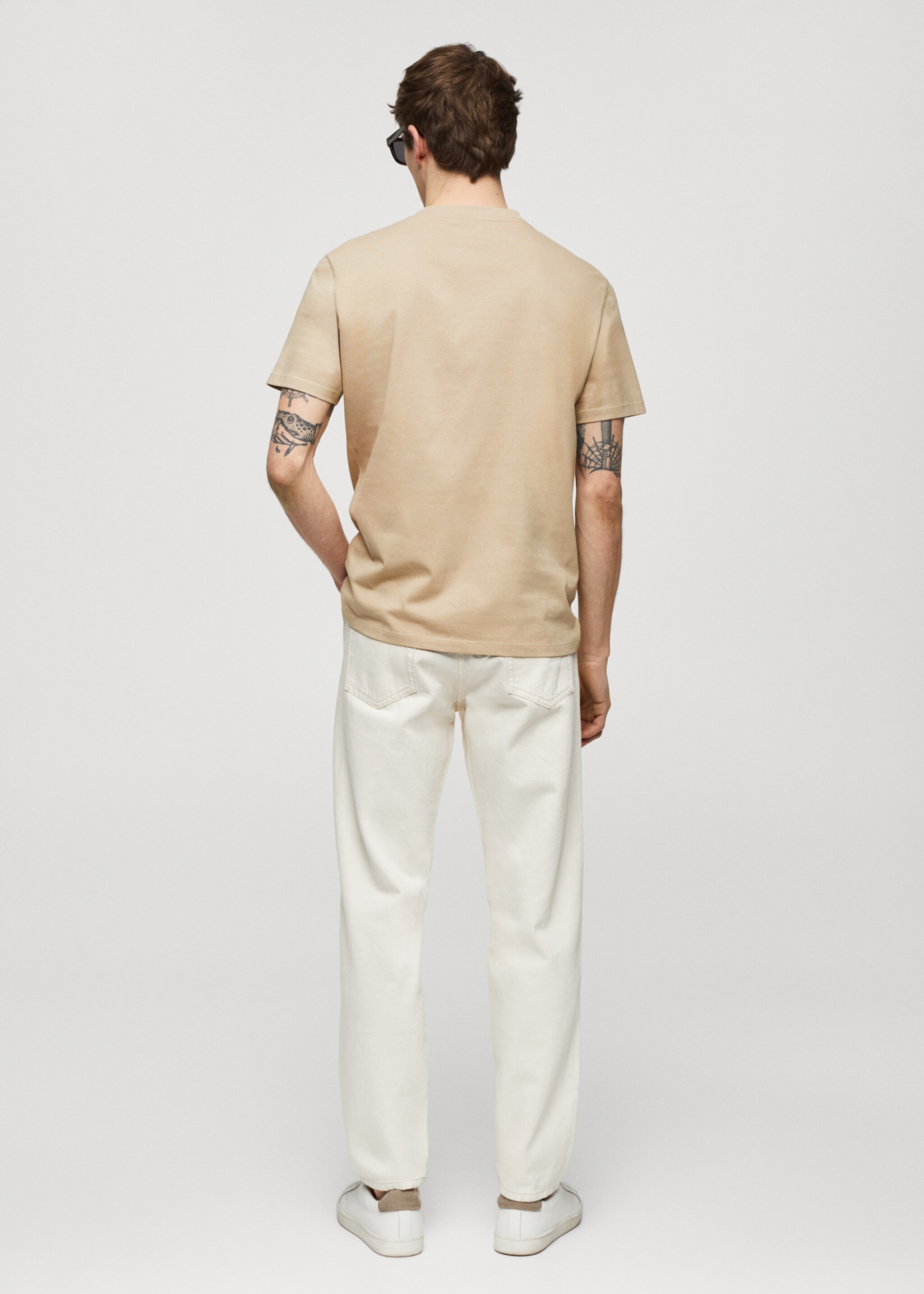 100% cotton printed t-shirt - Reverse of the article