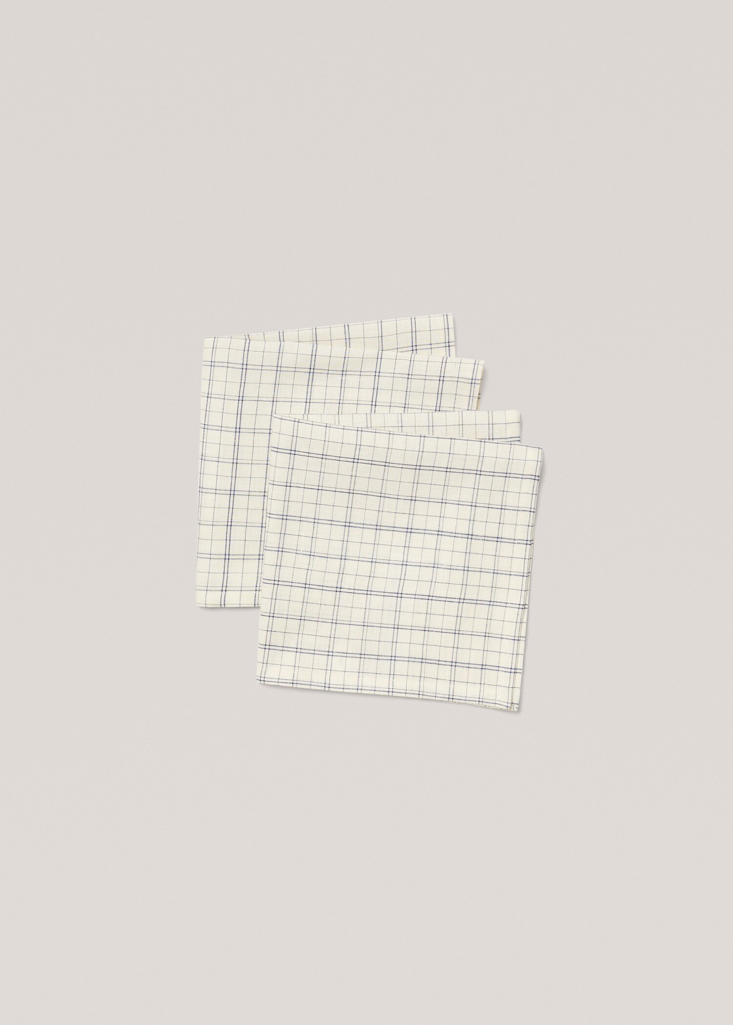 Cotton and linen napkin with check print - Details of the article 2