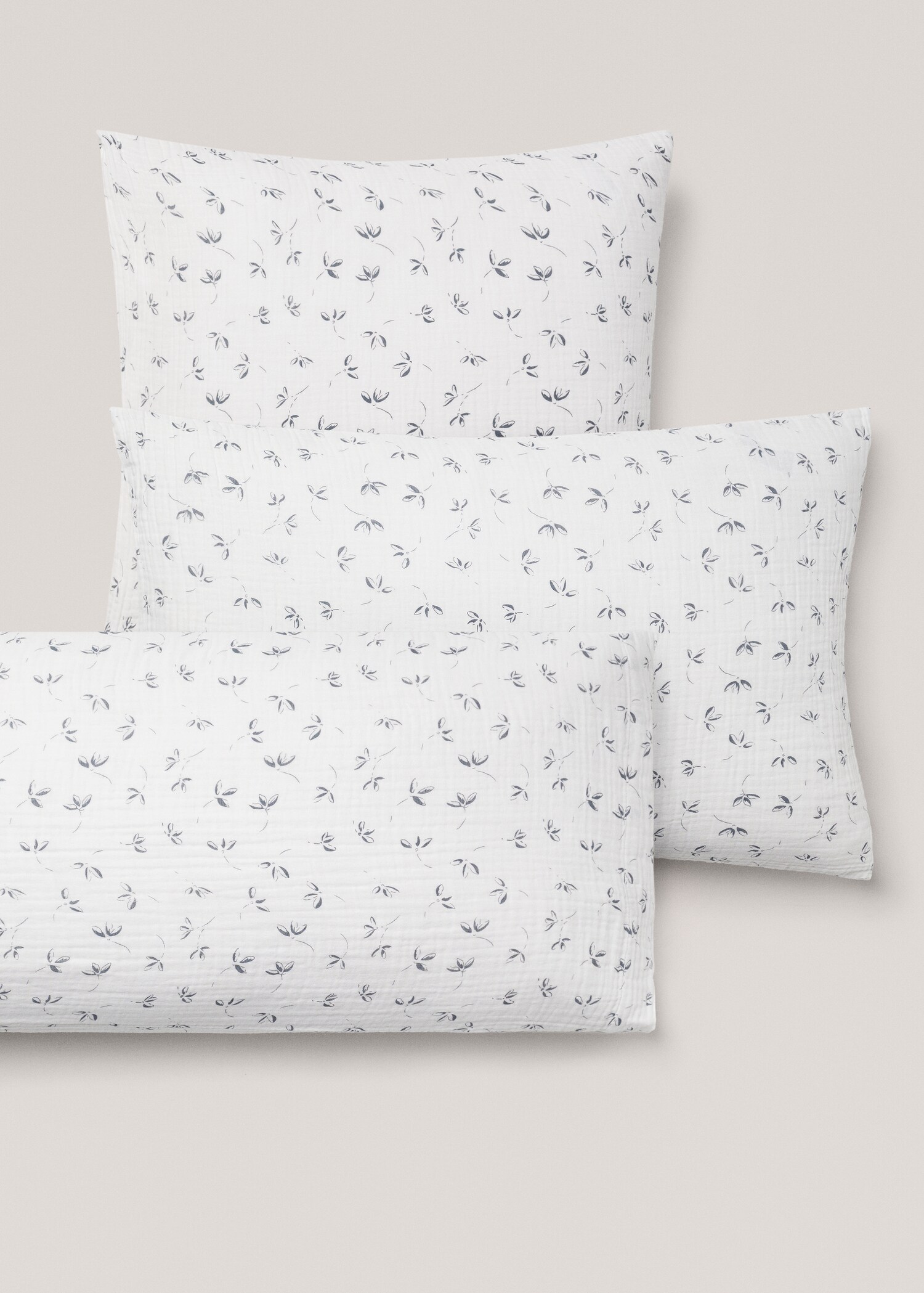 Floral-print chiffon pillowcase 60x60cm - Details of the article 4